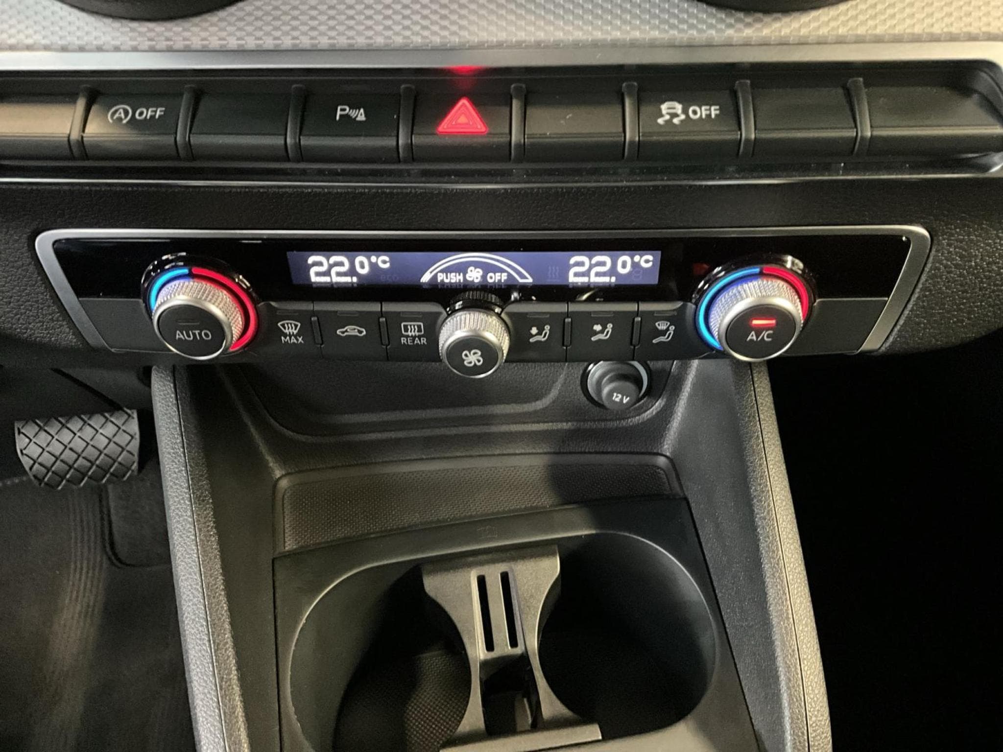 Audi Q2 Advanced+S-Tronic+35TFSI+Led (2025) - Photo 20