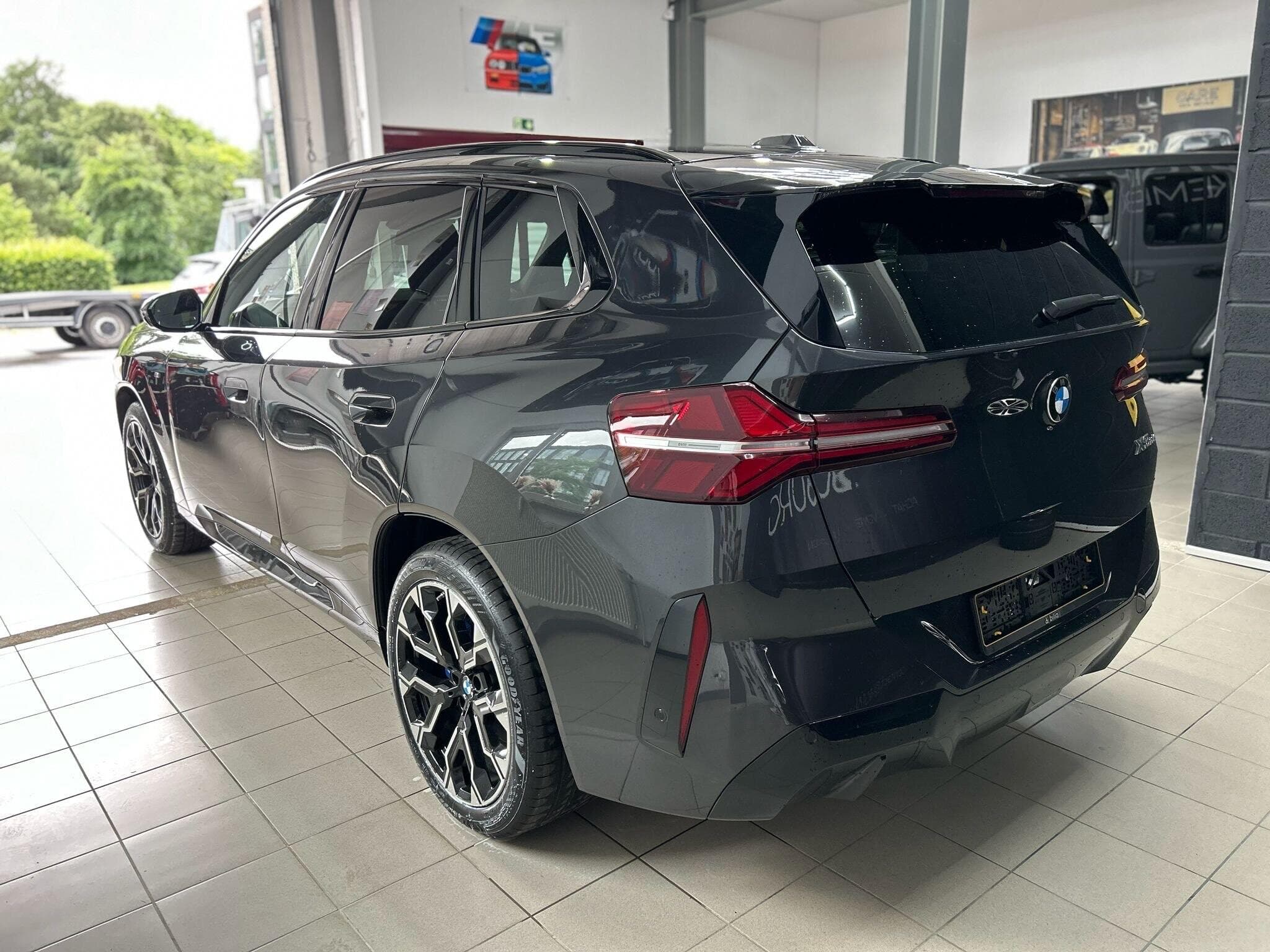 BMW X3 2L XDRIVE PACK M (2026) - Photo 4