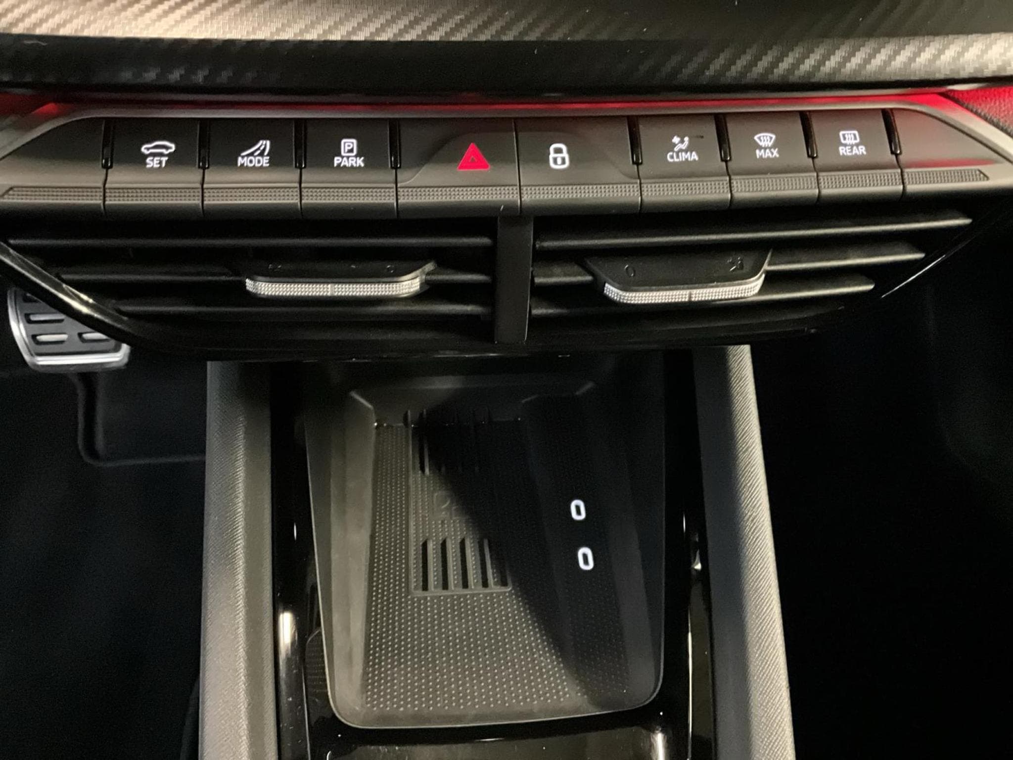 Skoda Octavia RS+DSG+AHK+LED+NAVI (2025) - Foto 21