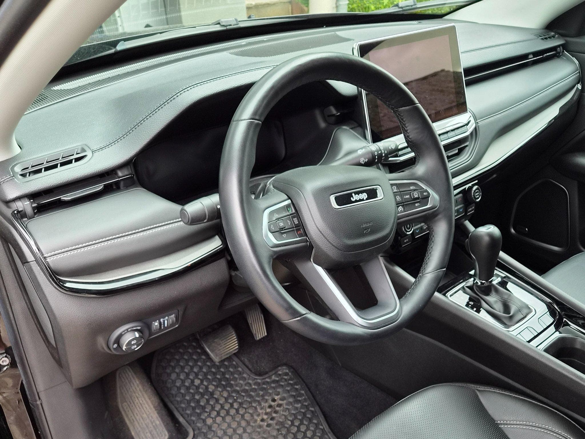 Jeep Compass E-Hybrid S 1.5 T4 130 DCT7 (2023) - Foto 10