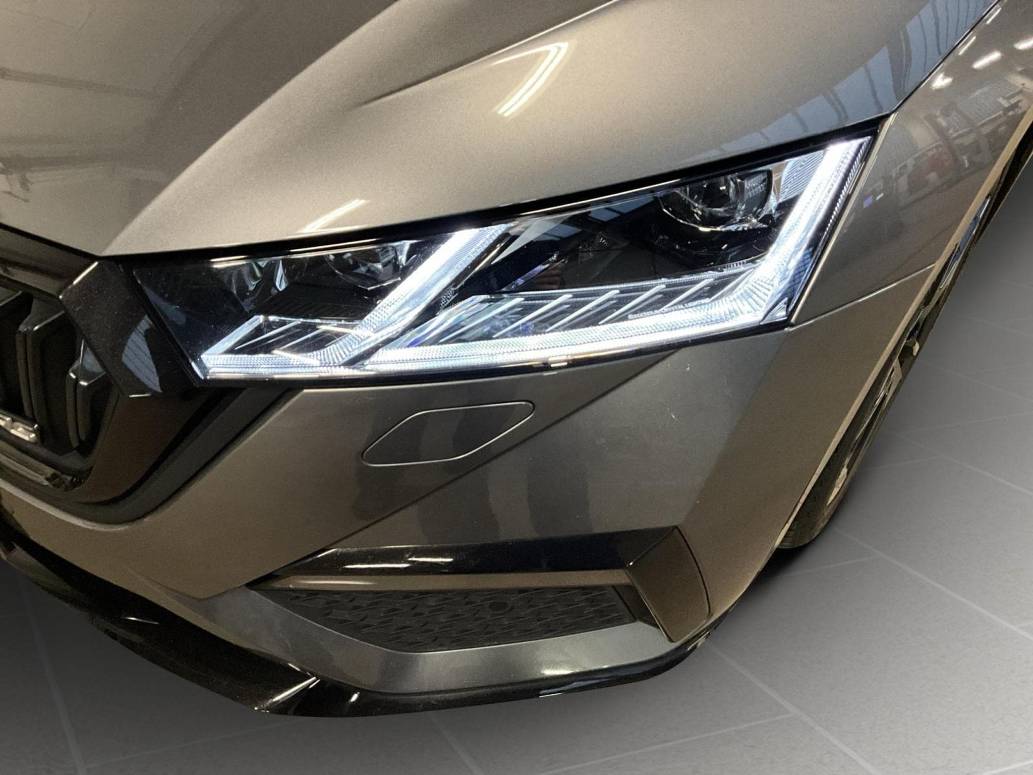 Skoda Octavia Combi+RS+DSG+Pano+AHK (2024) - Photo 18