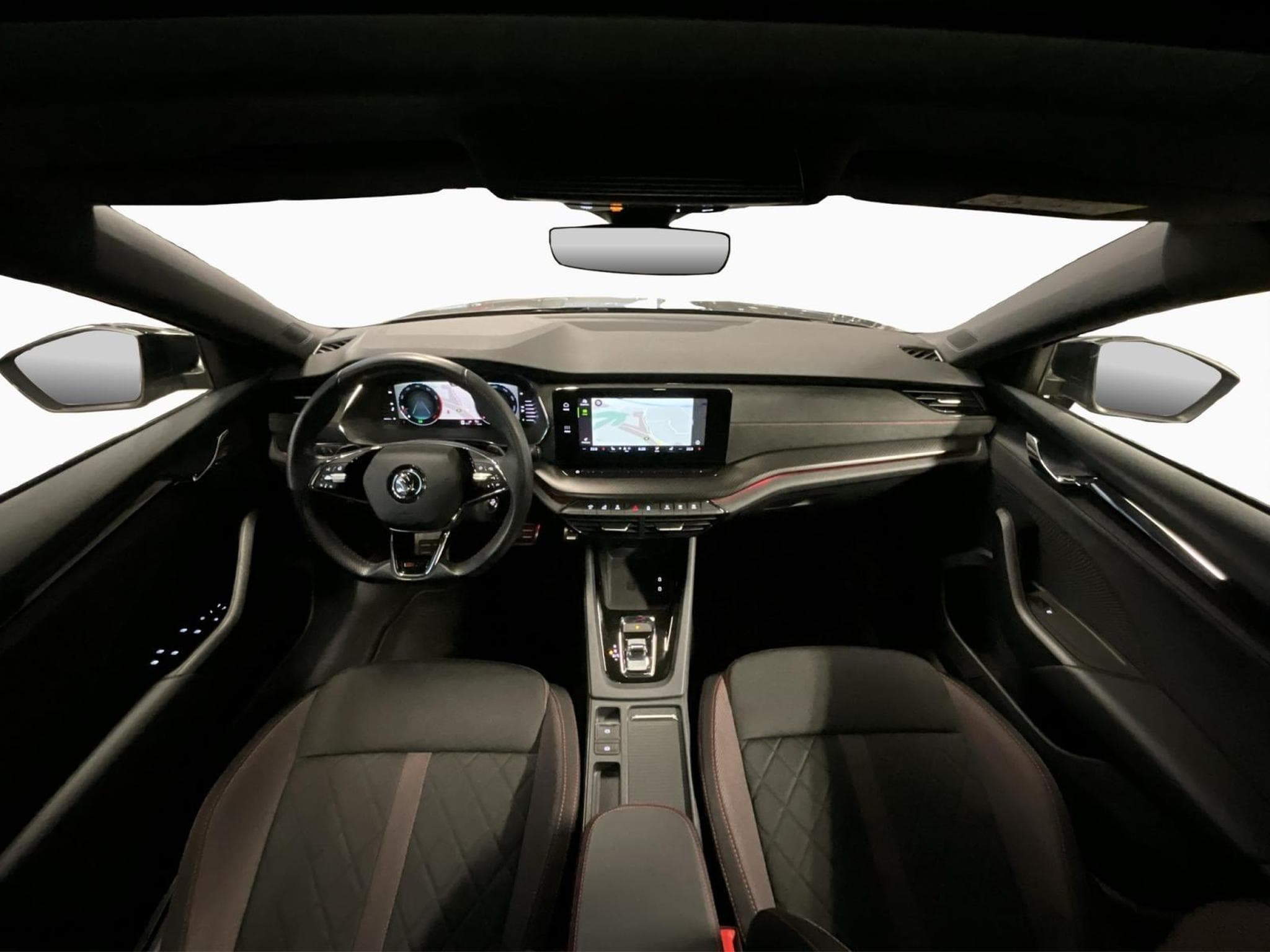 Skoda Octavia Combi+RS+DSG+Pano+AHK (2024) - Photo 2