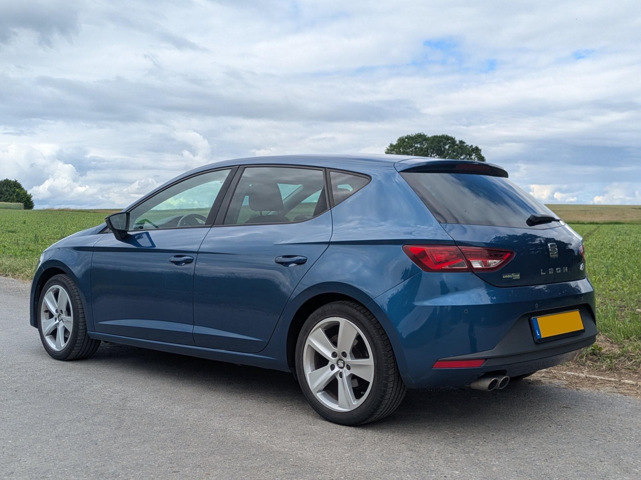 Seat Leon FR 2.0 TDI (110kW / 150CV) (2014) - Foto 2