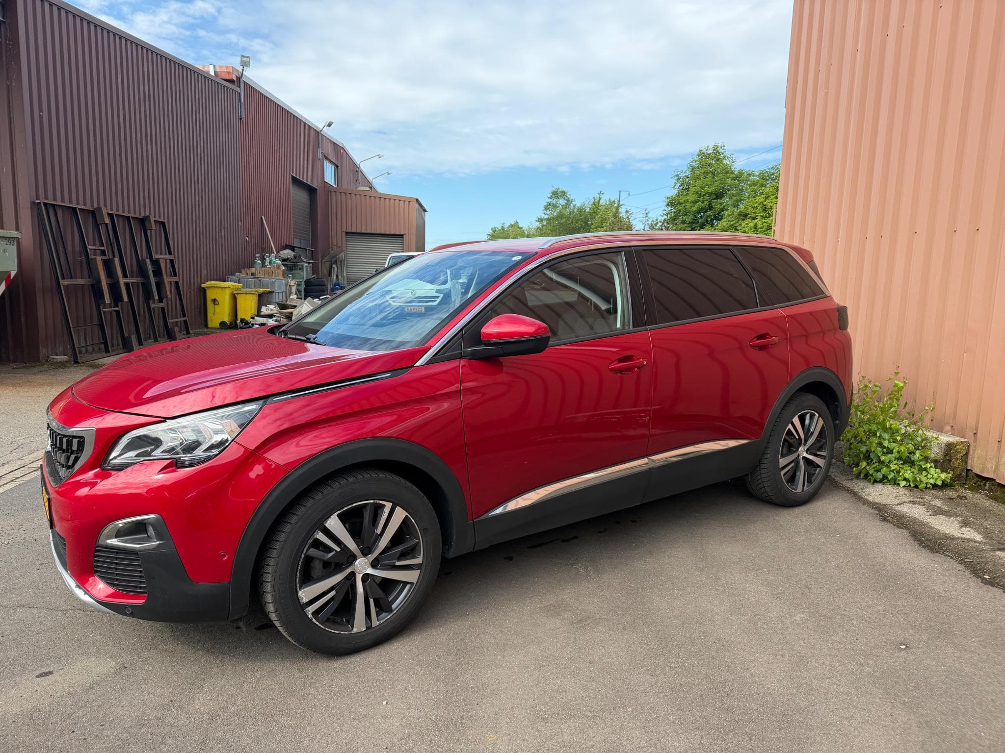 Peugeot 5008 1.5 HDI 130CH  EAT8 Allure 7 places (2020) - Photo 2