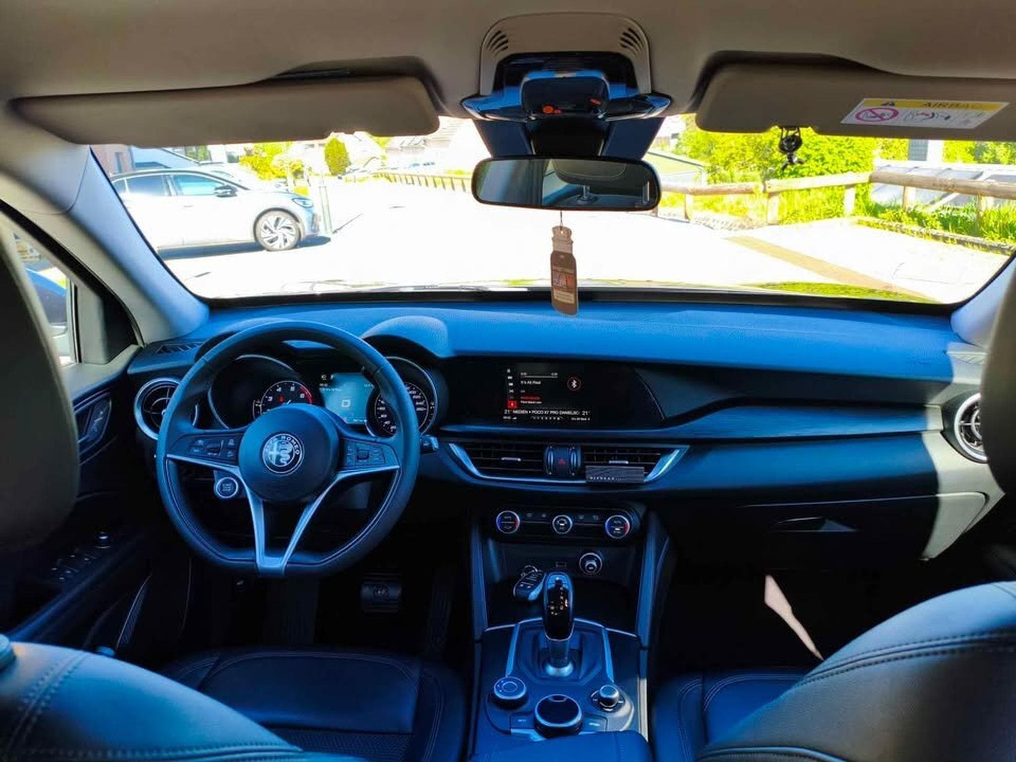 Alfa-Romeo Stelvio Super Q4 2,0 Turbo (2018) - Photo 3