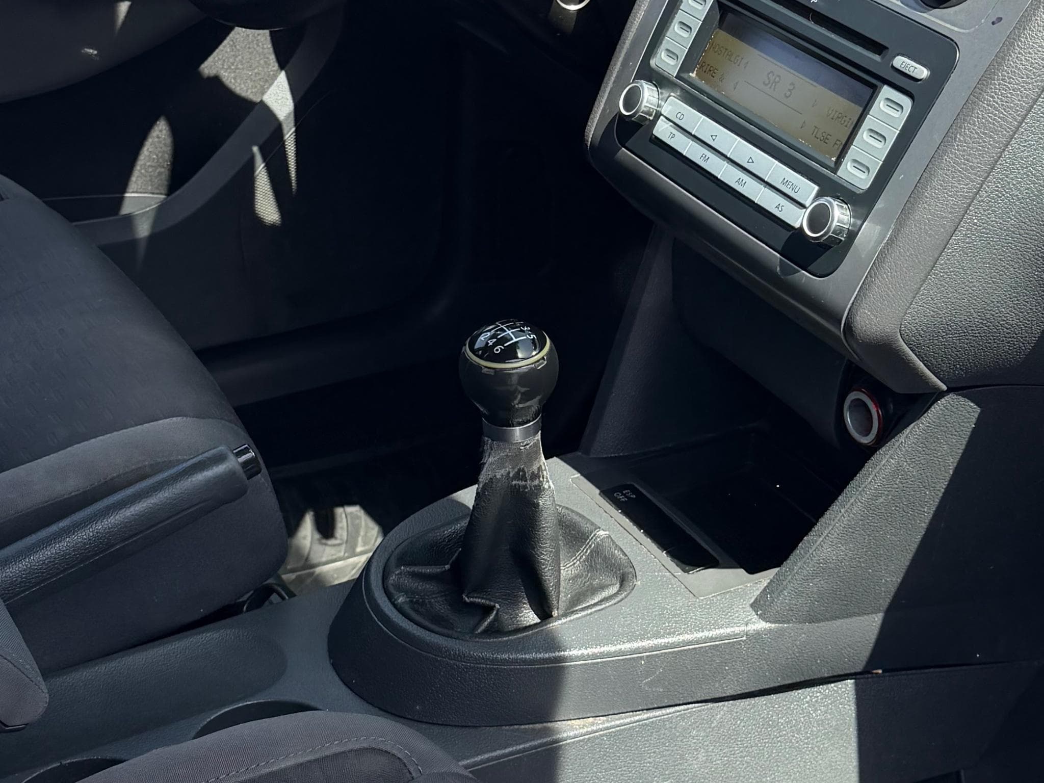 VW Touran (2008) - Photo 2