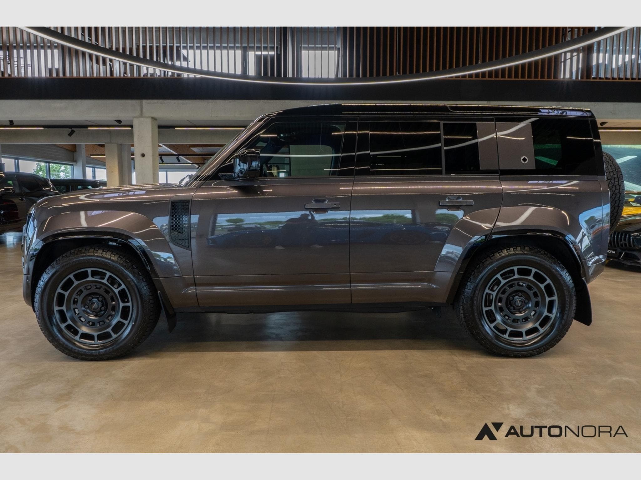 Land-Rover Defender P635 OCTA (2026) - Photo 7