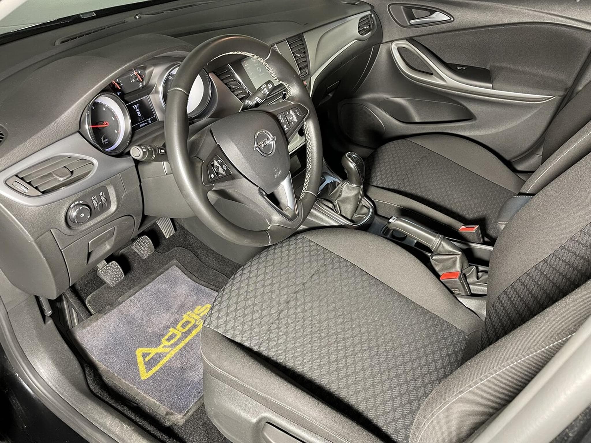 Opel Astra 1.5 D 105 CV EDITION GPS (2020) - Photo 11