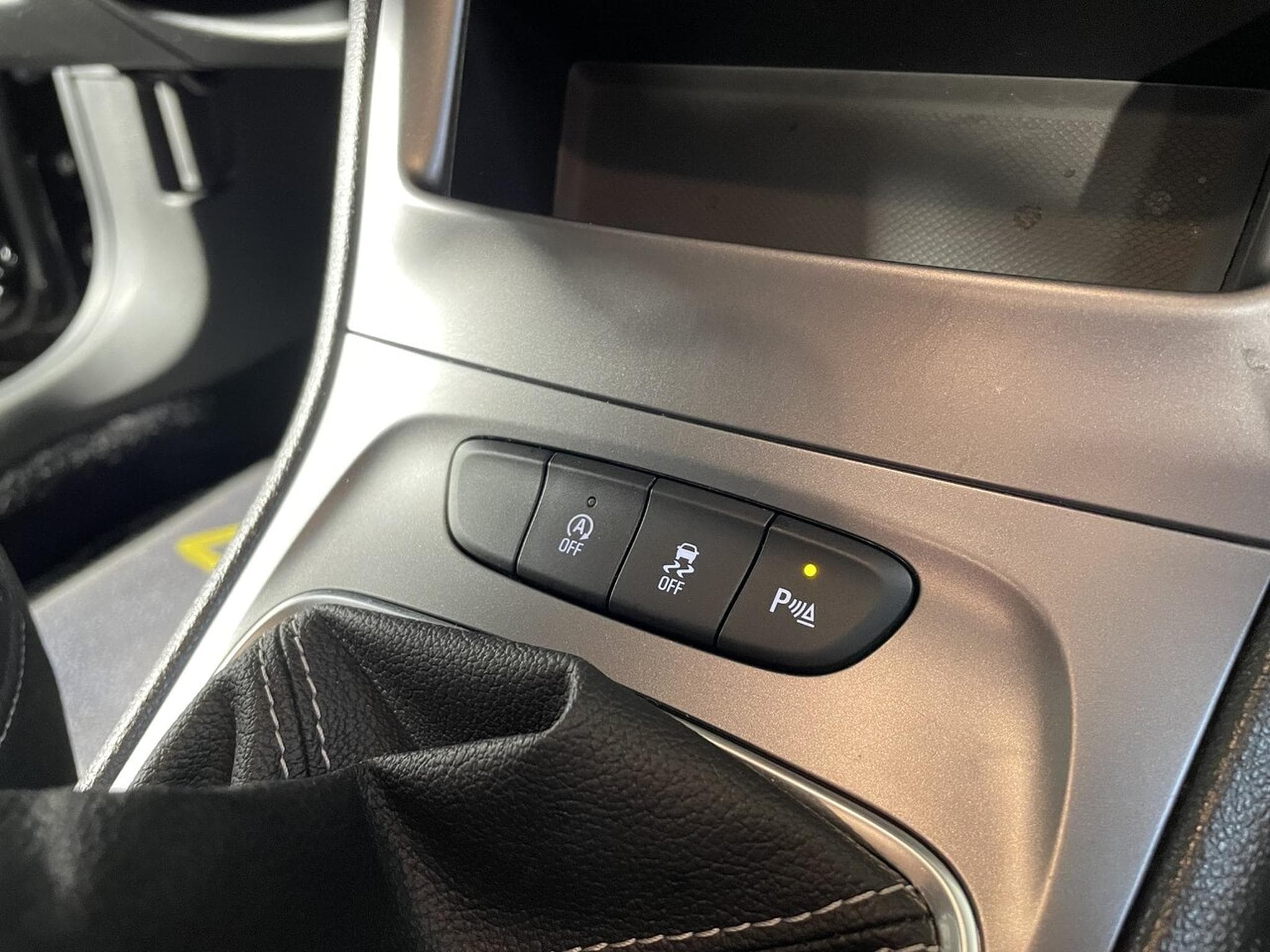 Opel Astra 1.5 D 105 CV EDITION GPS (2020) - Photo 7