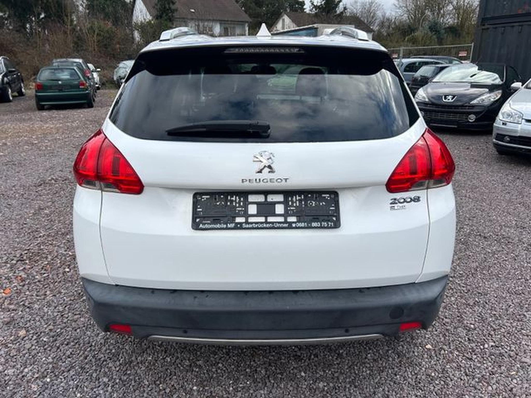 Peugeot 2008 2008 Style *Unfall Frontschaden* (2015) - Photo 5