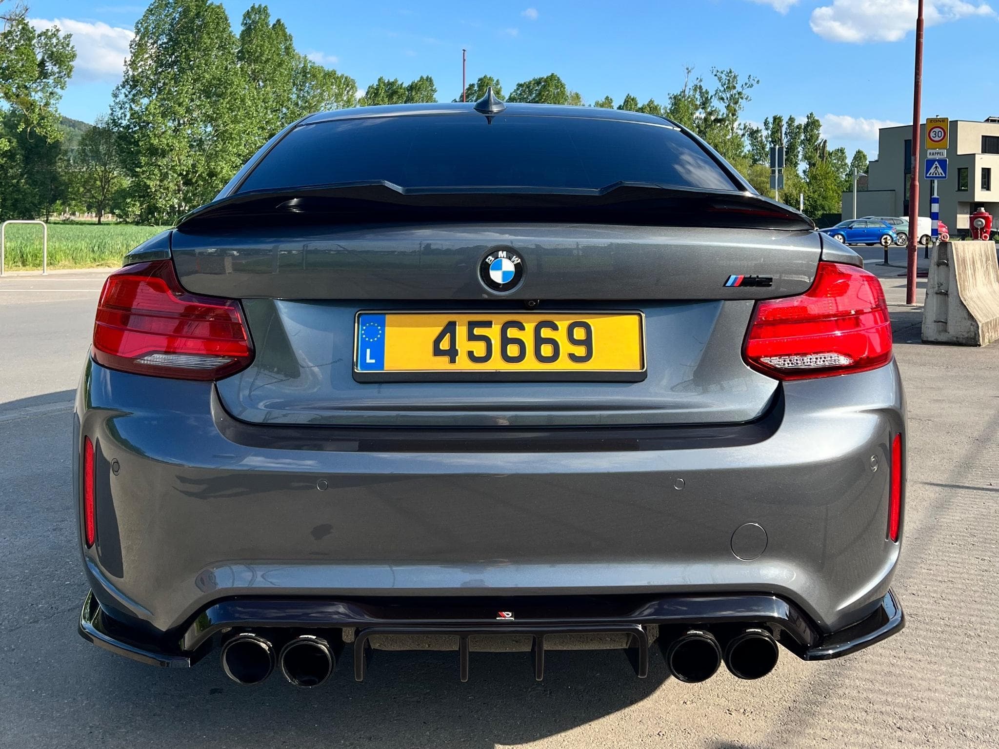 BMW M2 (2018) - Photo 7