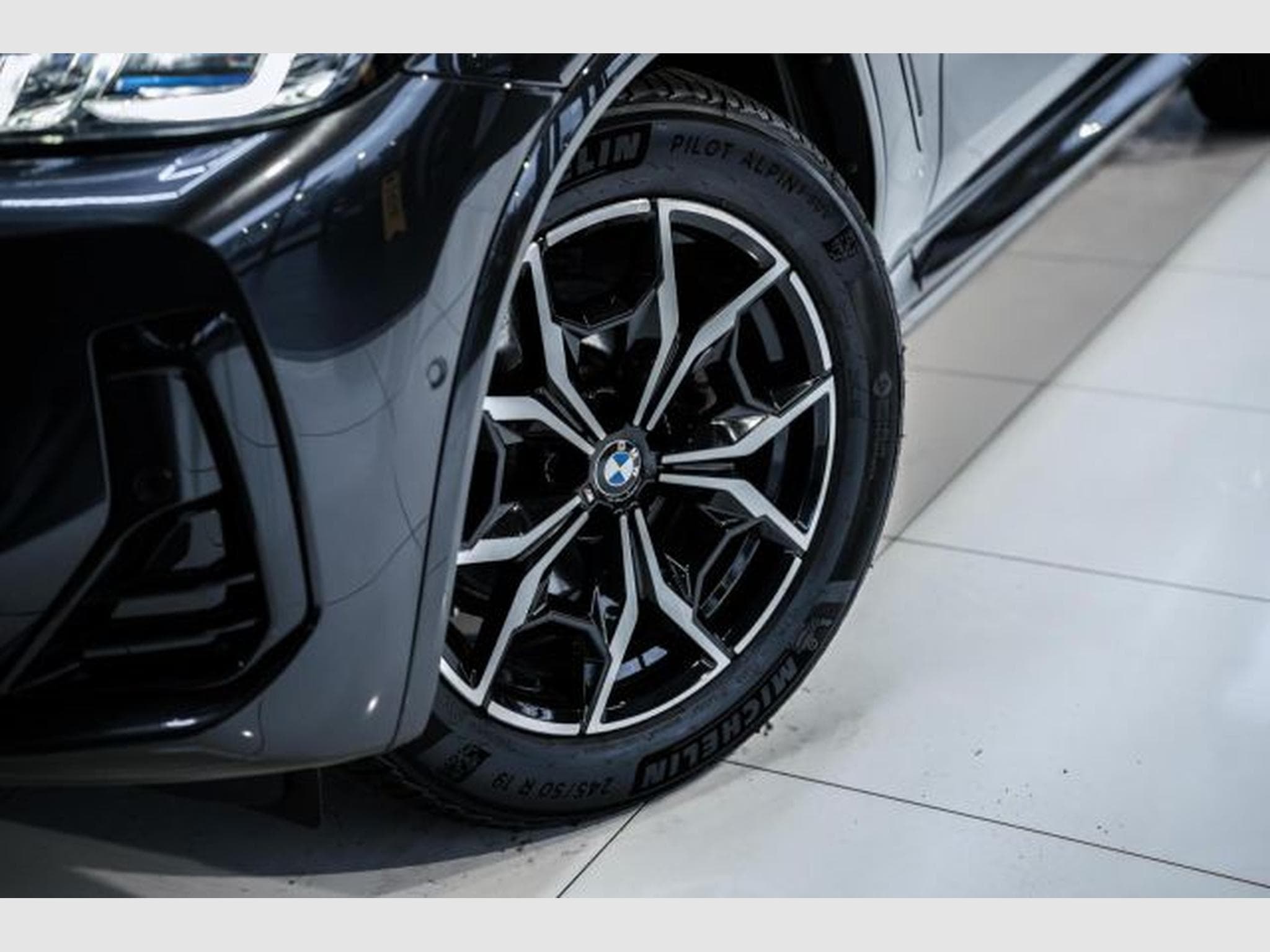 BMW X4 X4 20d xDrive M Sport 8G Laser Live Cockp Assist (2023) - Photo 6