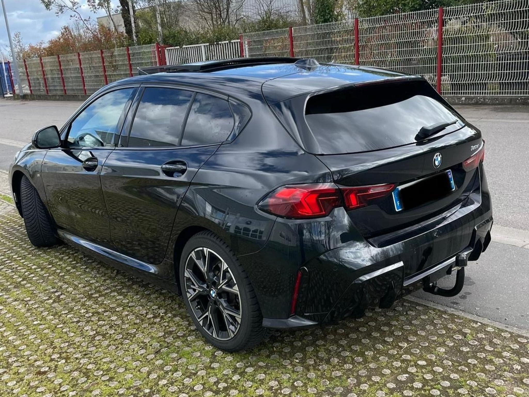 BMW 120 d M Sport LED+Headup+360°+18" (2025) - Photo 2