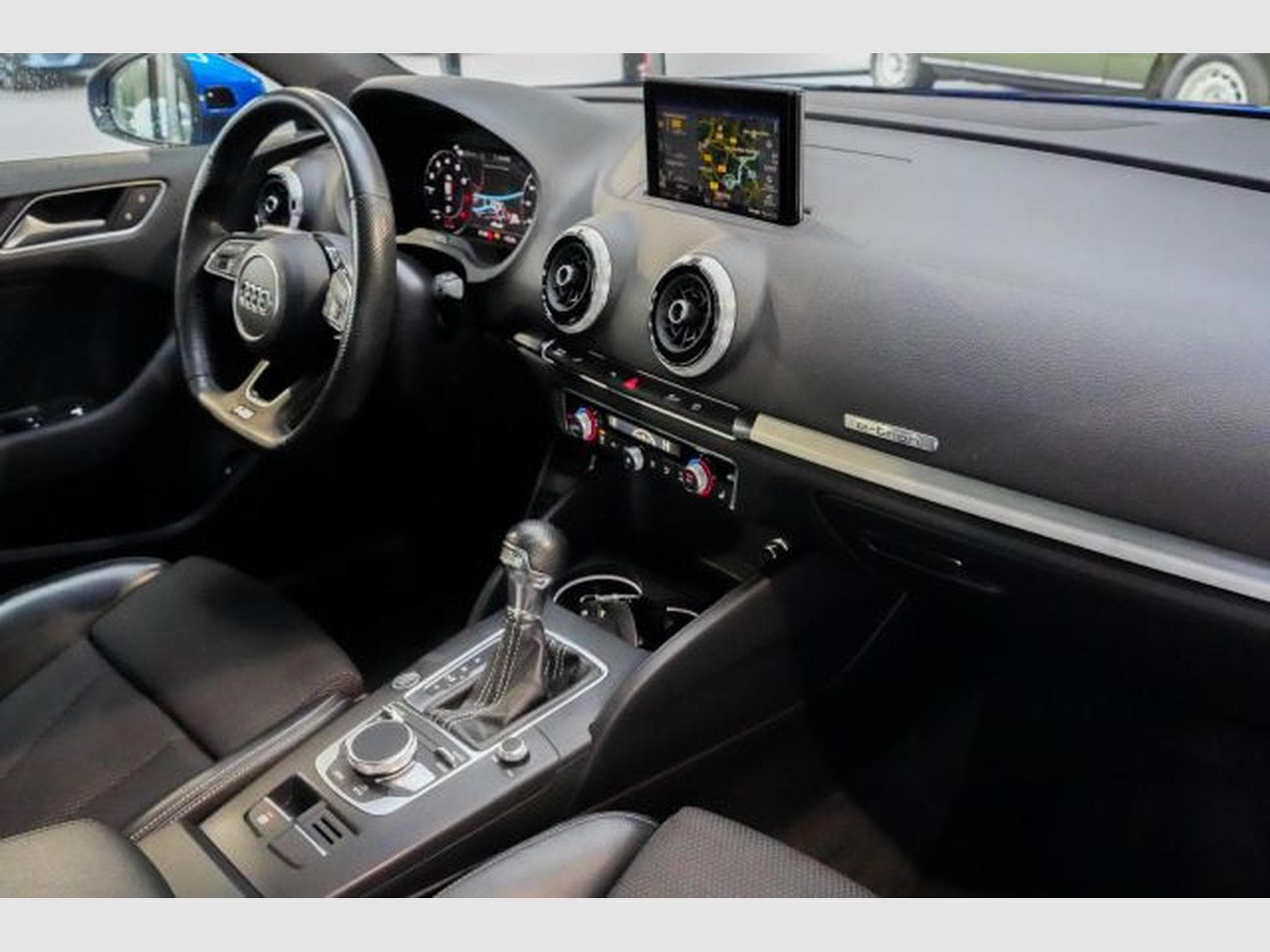 Audi A3 A3 Sportback 40 TFSI-e S-Line NAVI LED SHZ PDC (2020) - Photo 13