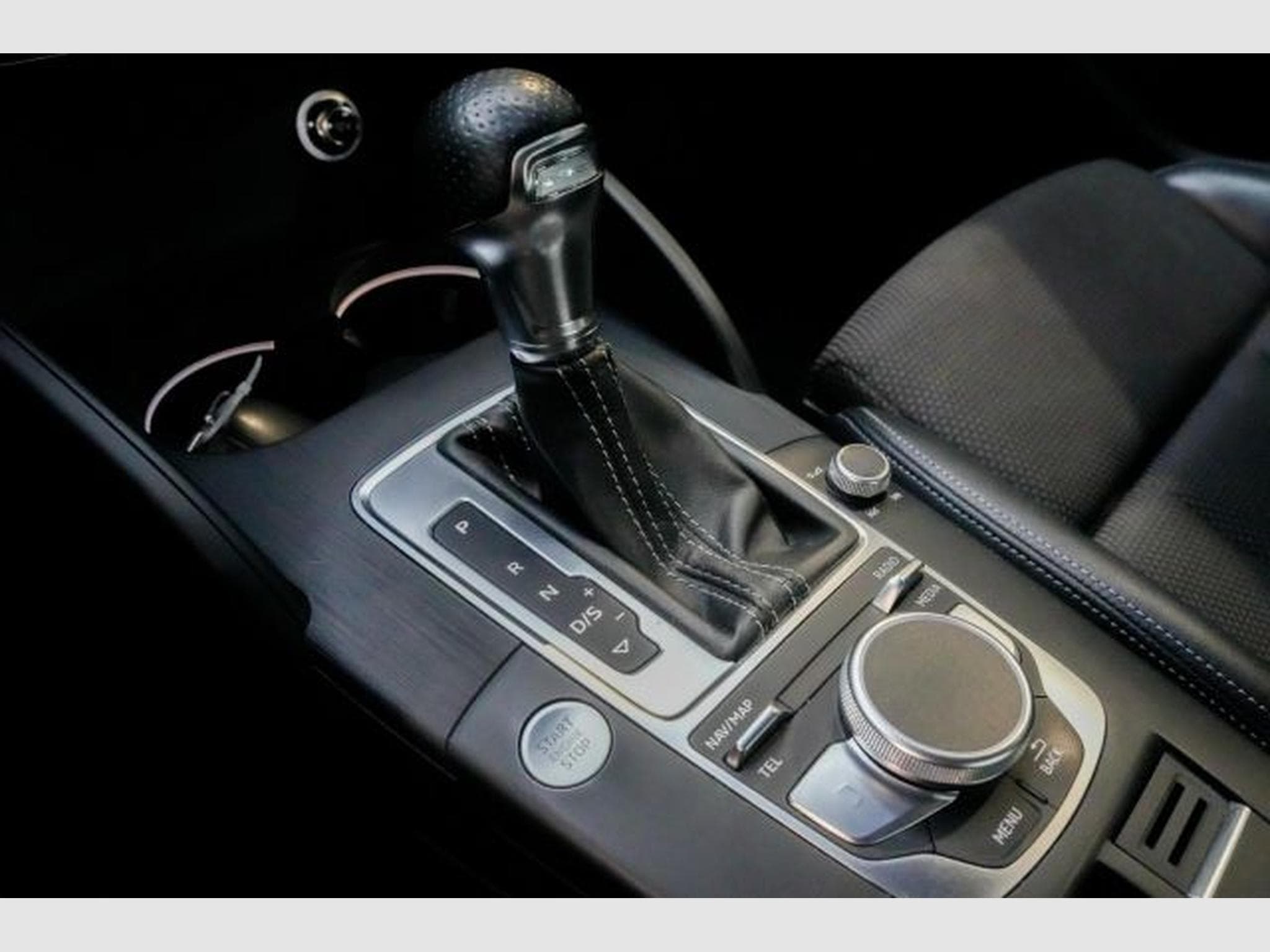 Audi A3 A3 Sportback 40 TFSI-e S-Line NAVI LED SHZ PDC (2020) - Photo 15