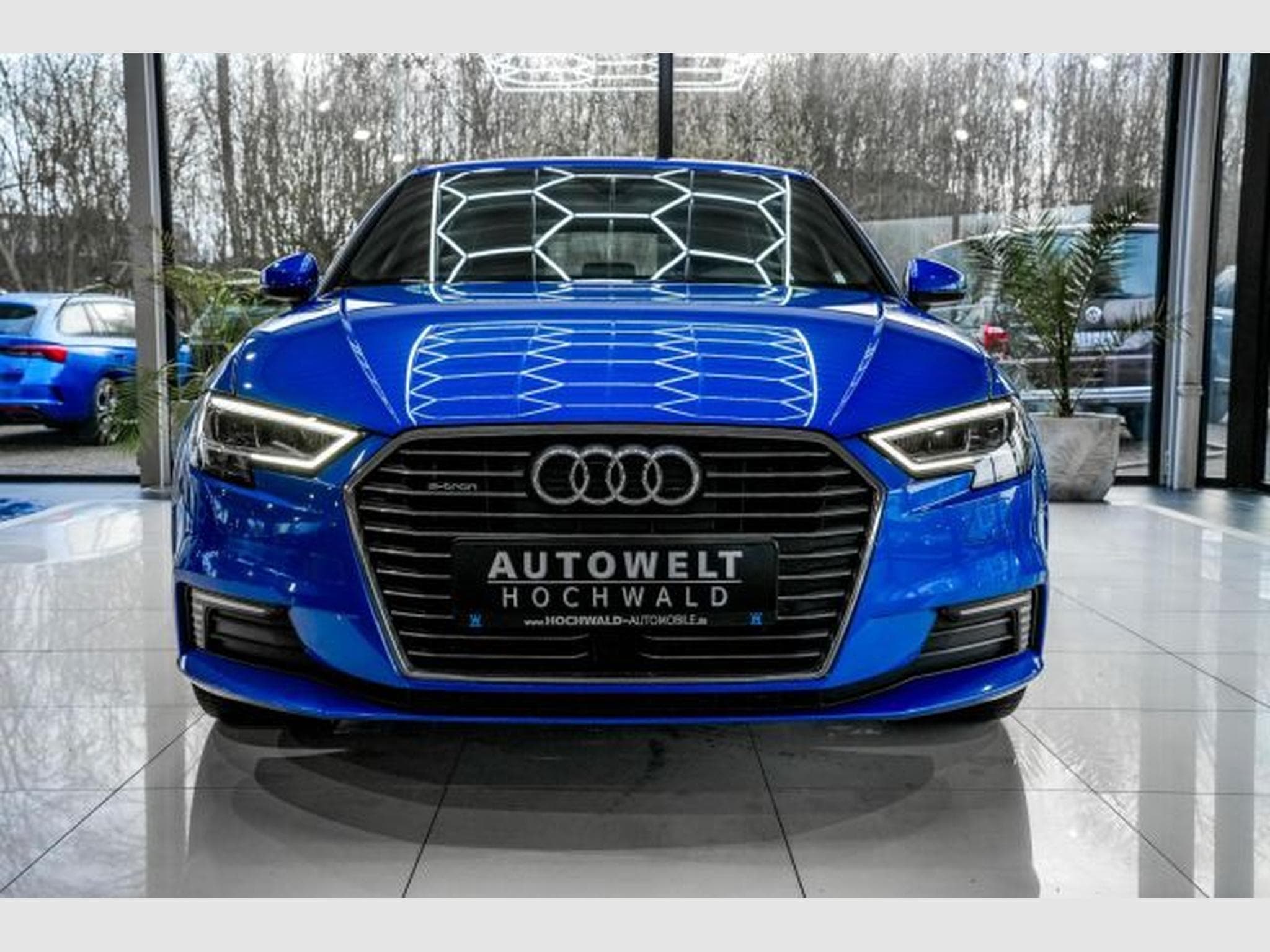 Audi A3 A3 Sportback 40 TFSI-e S-Line NAVI LED SHZ PDC (2020) - Photo 3