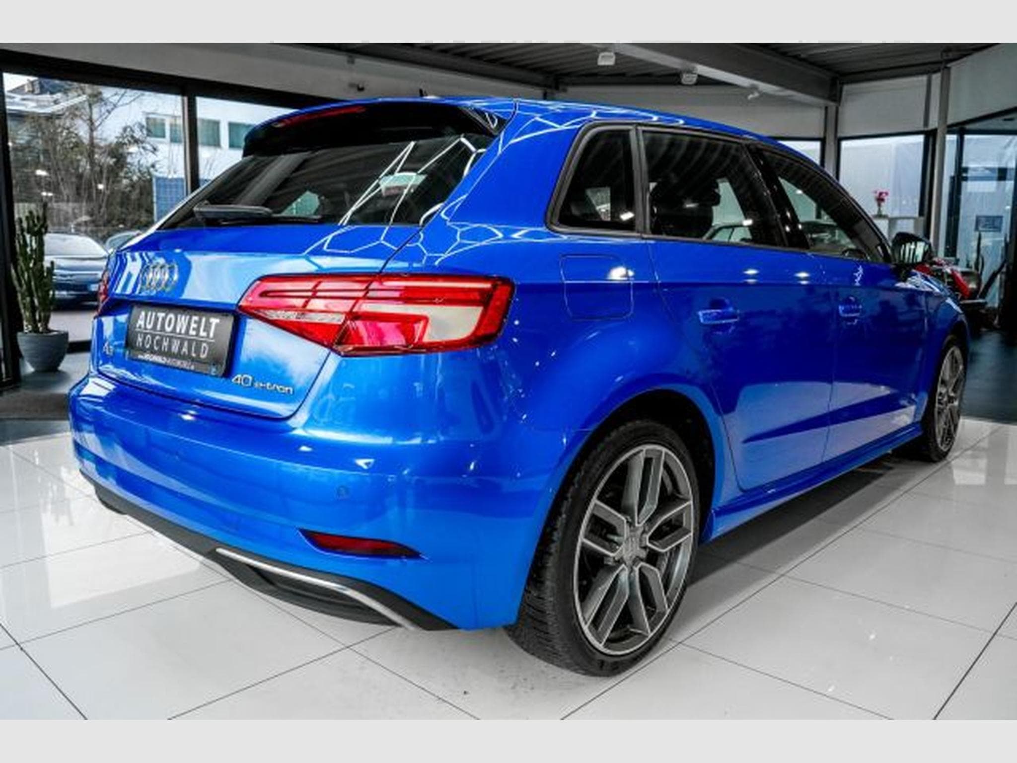 Audi A3 A3 Sportback 40 TFSI-e S-Line NAVI LED SHZ PDC (2020) - Photo 6