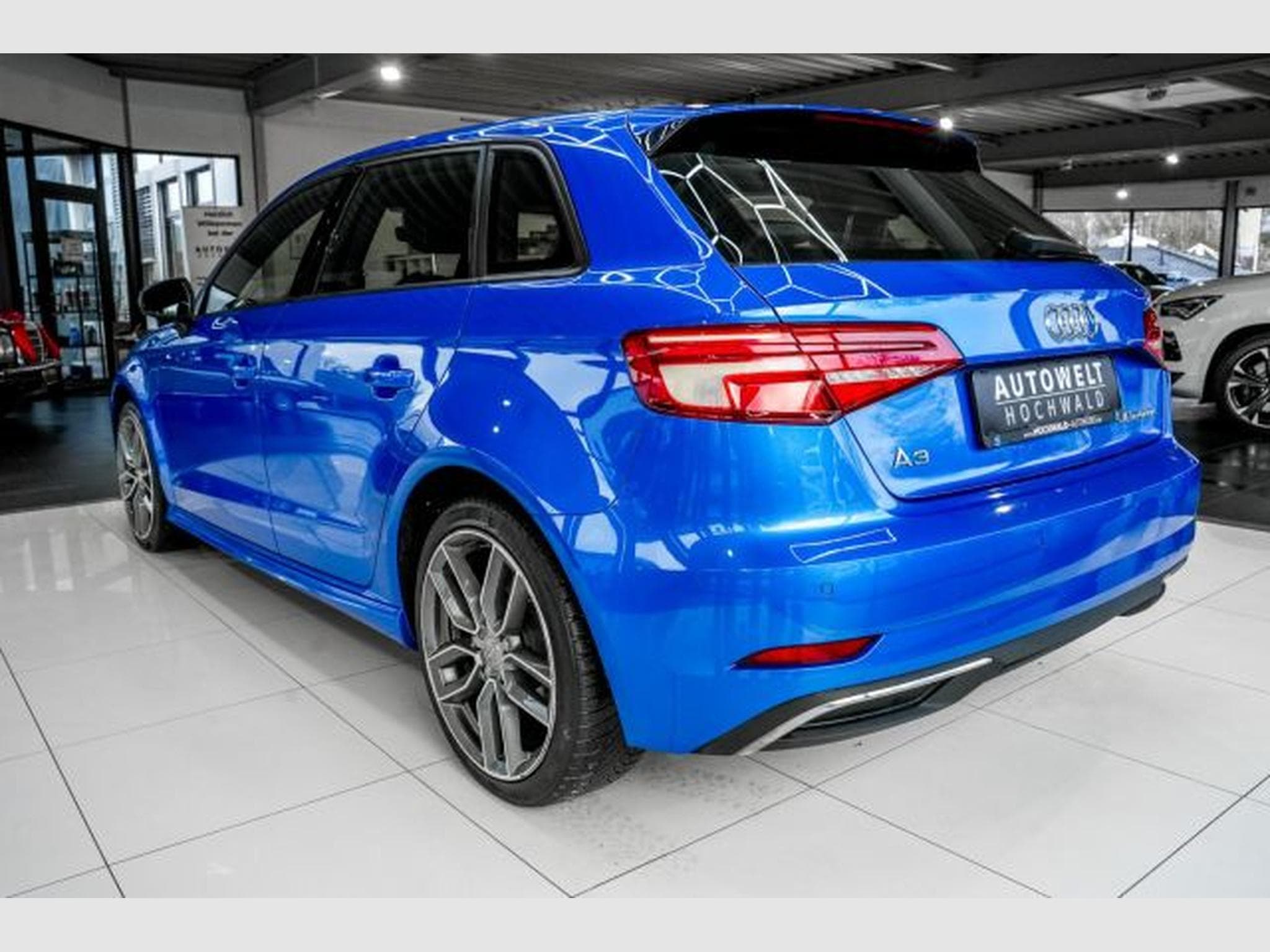 Audi A3 A3 Sportback 40 TFSI-e S-Line NAVI LED SHZ PDC (2020) - Photo 9
