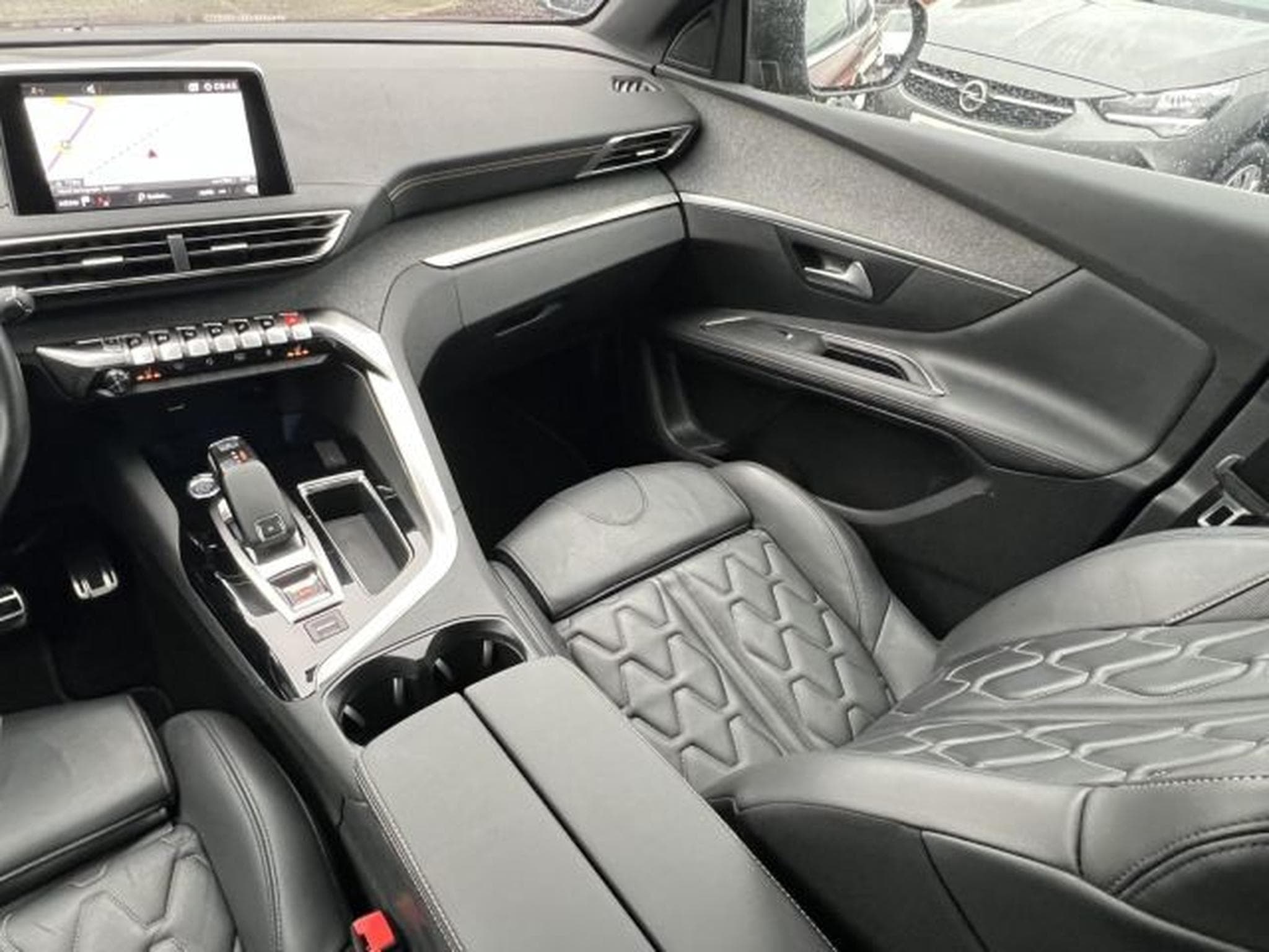 Peugeot 3008 3008 GT-Line, ESP,NAVI,LED,LEDER,SHZ,AHK,PANO (2019) - Foto 11