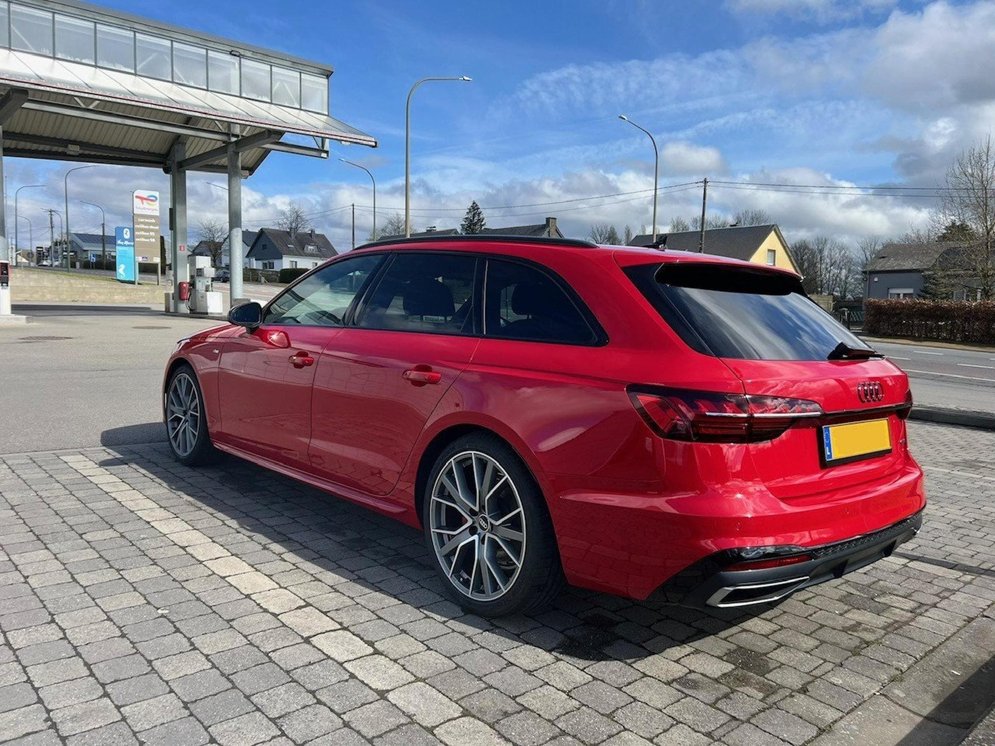 Audi A4 S-line (2021) - Photo 4