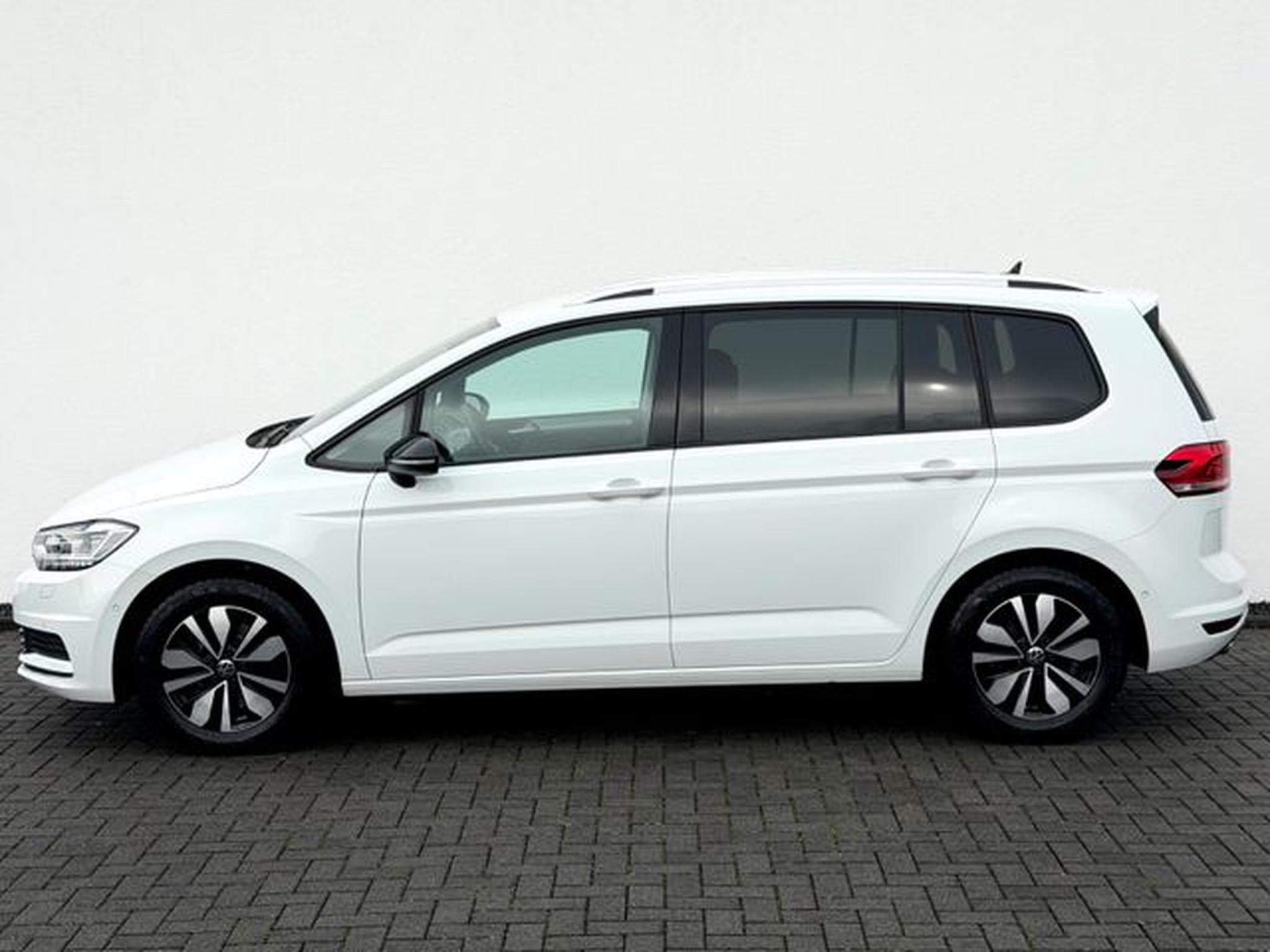 VW Touran Touran 2.0 TDI DSG /7.SITZER/LED/ACC/AHK/ (2025) - Foto 8