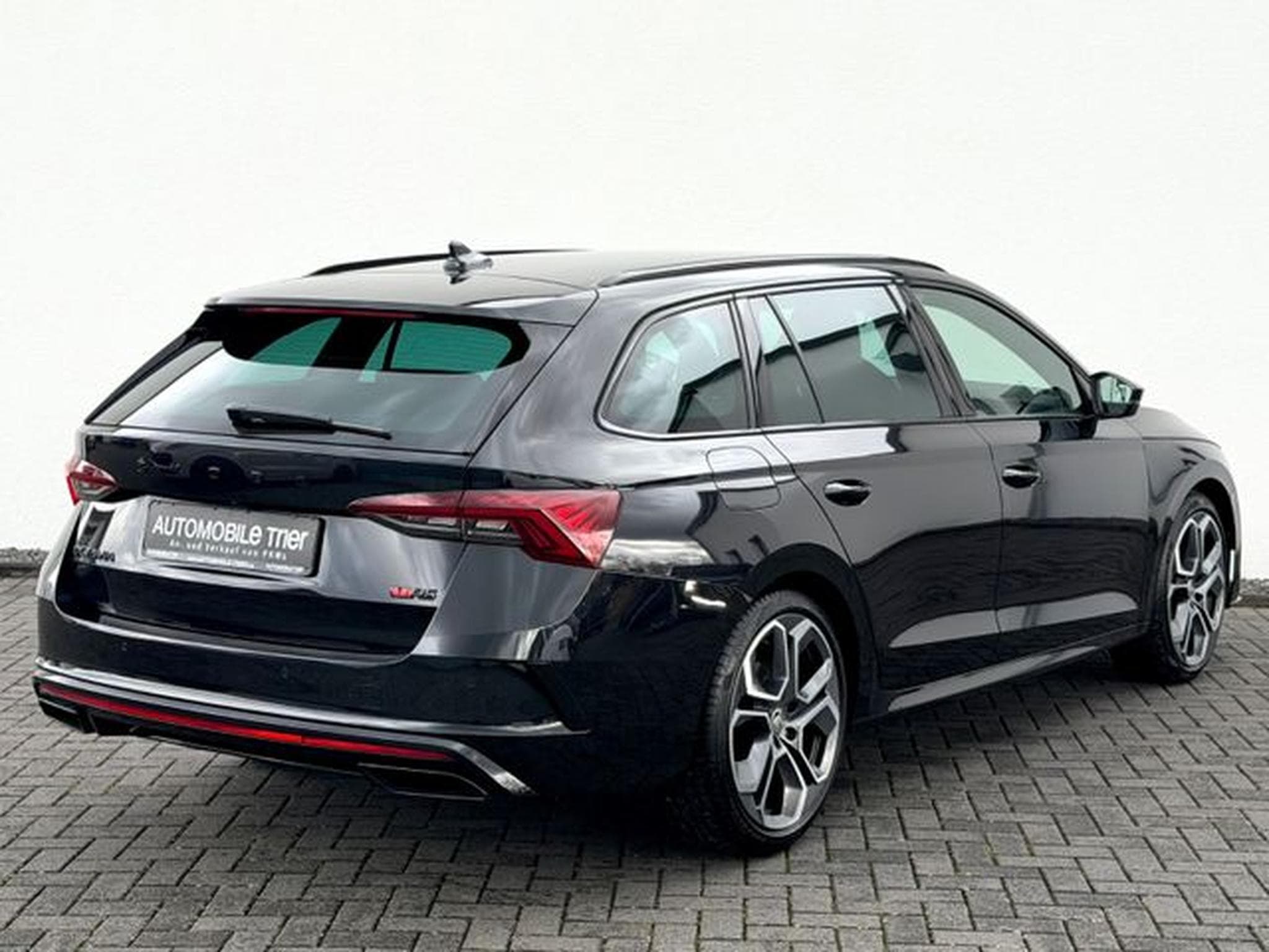 Skoda Octavia Octavia Combi RS 2.0 TDI DSG /LED/ACC/CAM/HUD/ (2022) - Photo 5