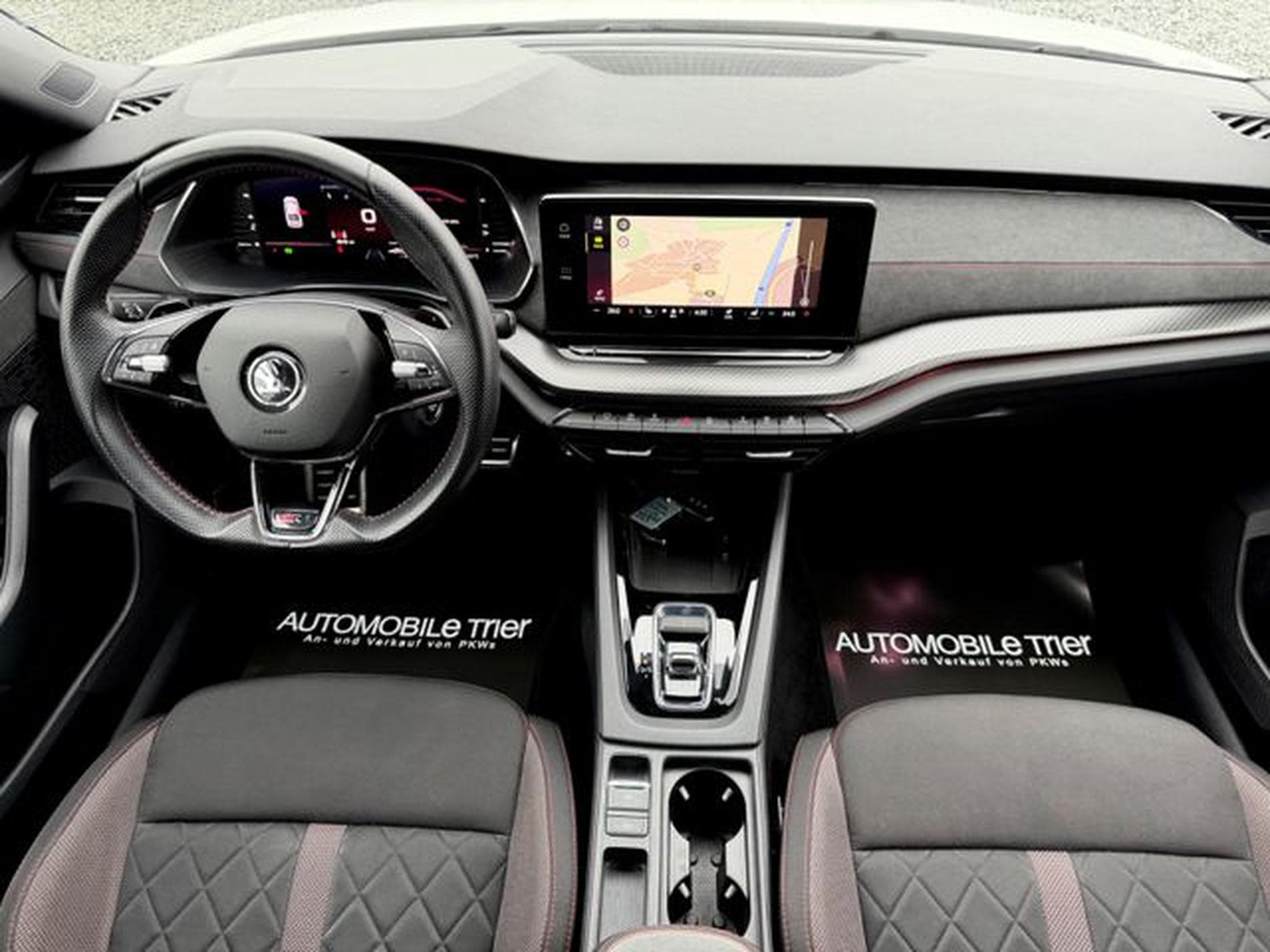 Skoda Octavia Octavia 2.0 TDI DSG RS /NAVI/LED/ACC/1.HAND/ (2022) - Photo 11