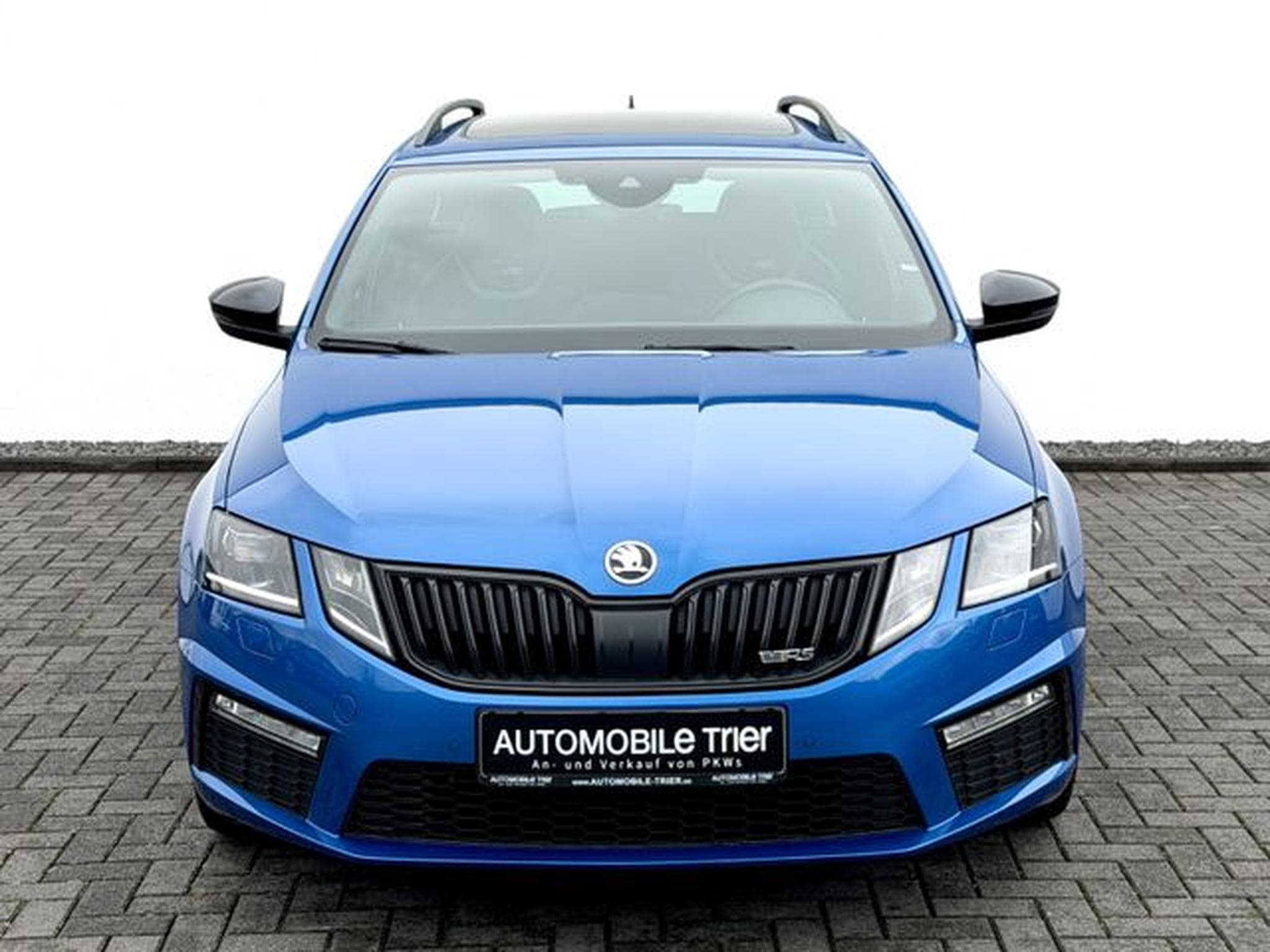 Skoda Octavia Octavia Combi RS 2.0 TDI DSG /LED/ACC/CAM/AHK/ (2019) - Photo 2