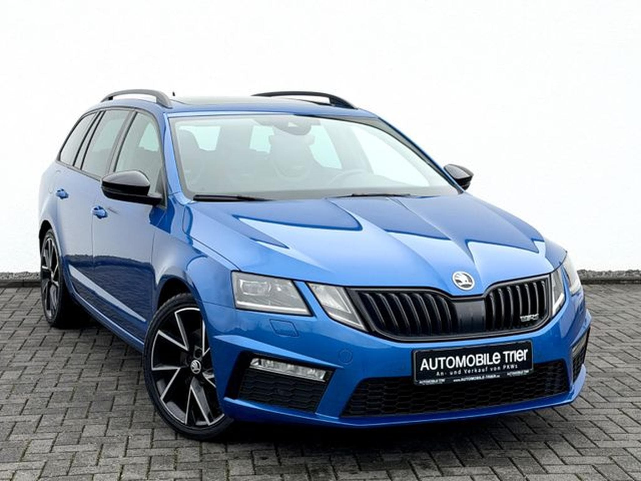 Skoda Octavia Octavia Combi RS 2.0 TDI DSG /LED/ACC/CAM/AHK/ (2019) - Photo 3