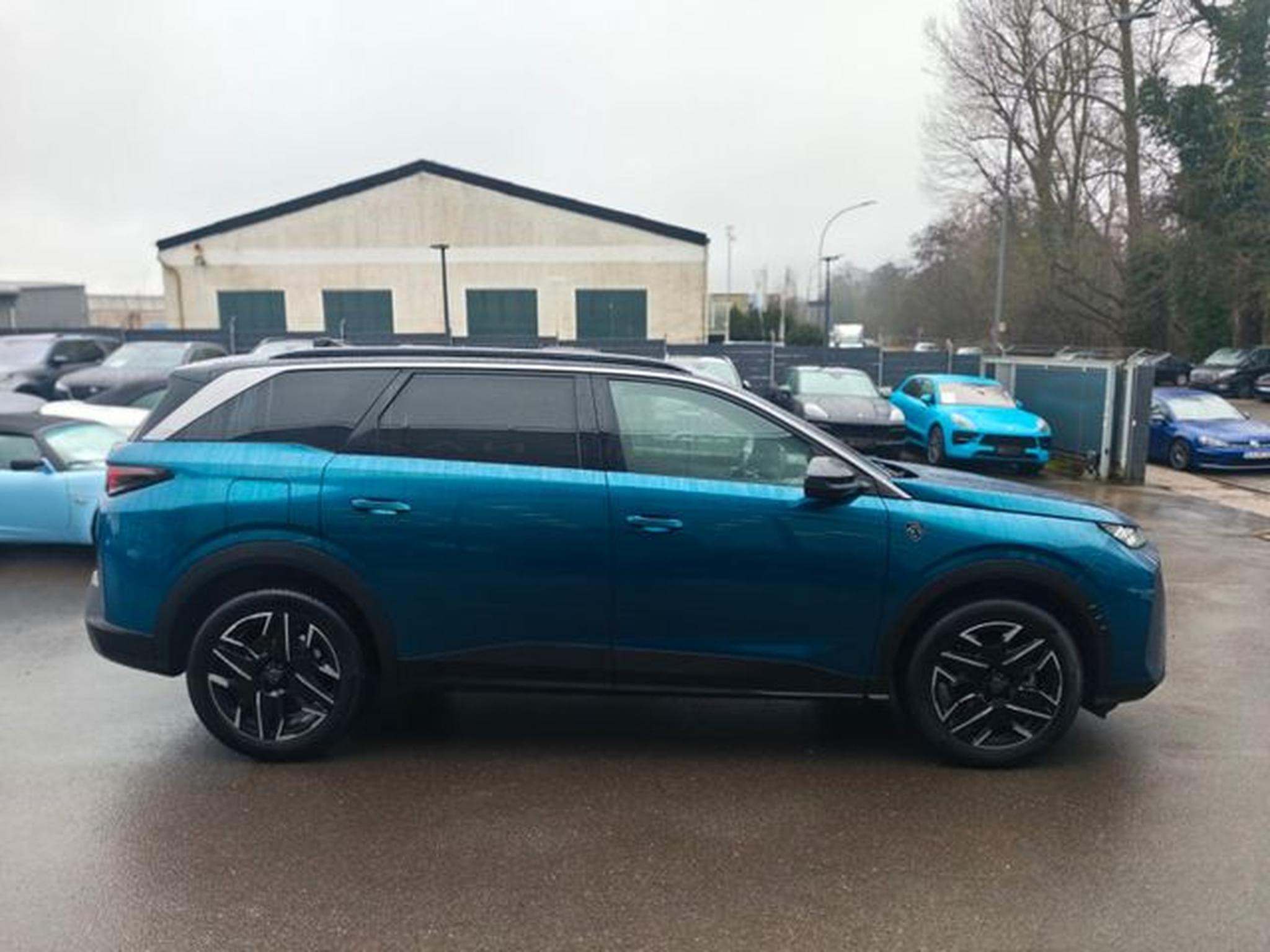 Peugeot 5008 5008 HYBRID 136 GT*AUT*7 SITZE*VOLL-LED*ASSIST* (2025) - Foto 14