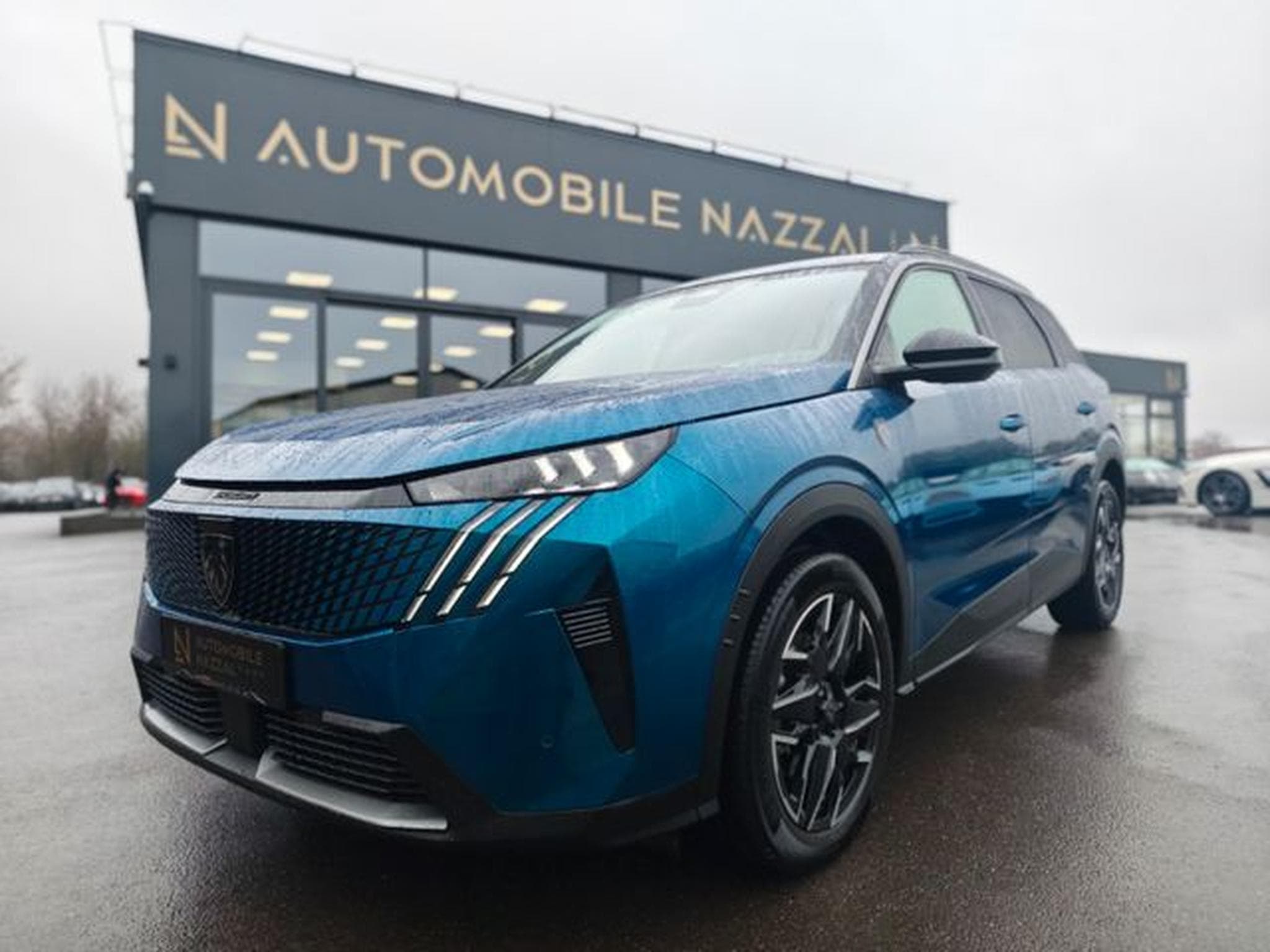 Peugeot 5008 5008 HYBRID 136 GT*AUT*7 SITZE*VOLL-LED*ASSIST* (2025) - Foto 2