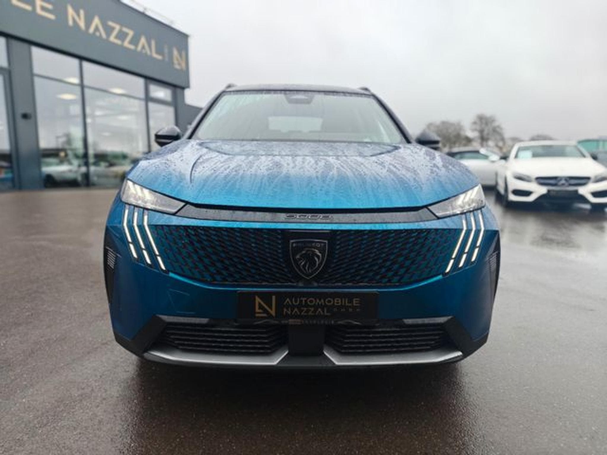 Peugeot 5008 5008 HYBRID 136 GT*AUT*7 SITZE*VOLL-LED*ASSIST* (2025) - Foto 3