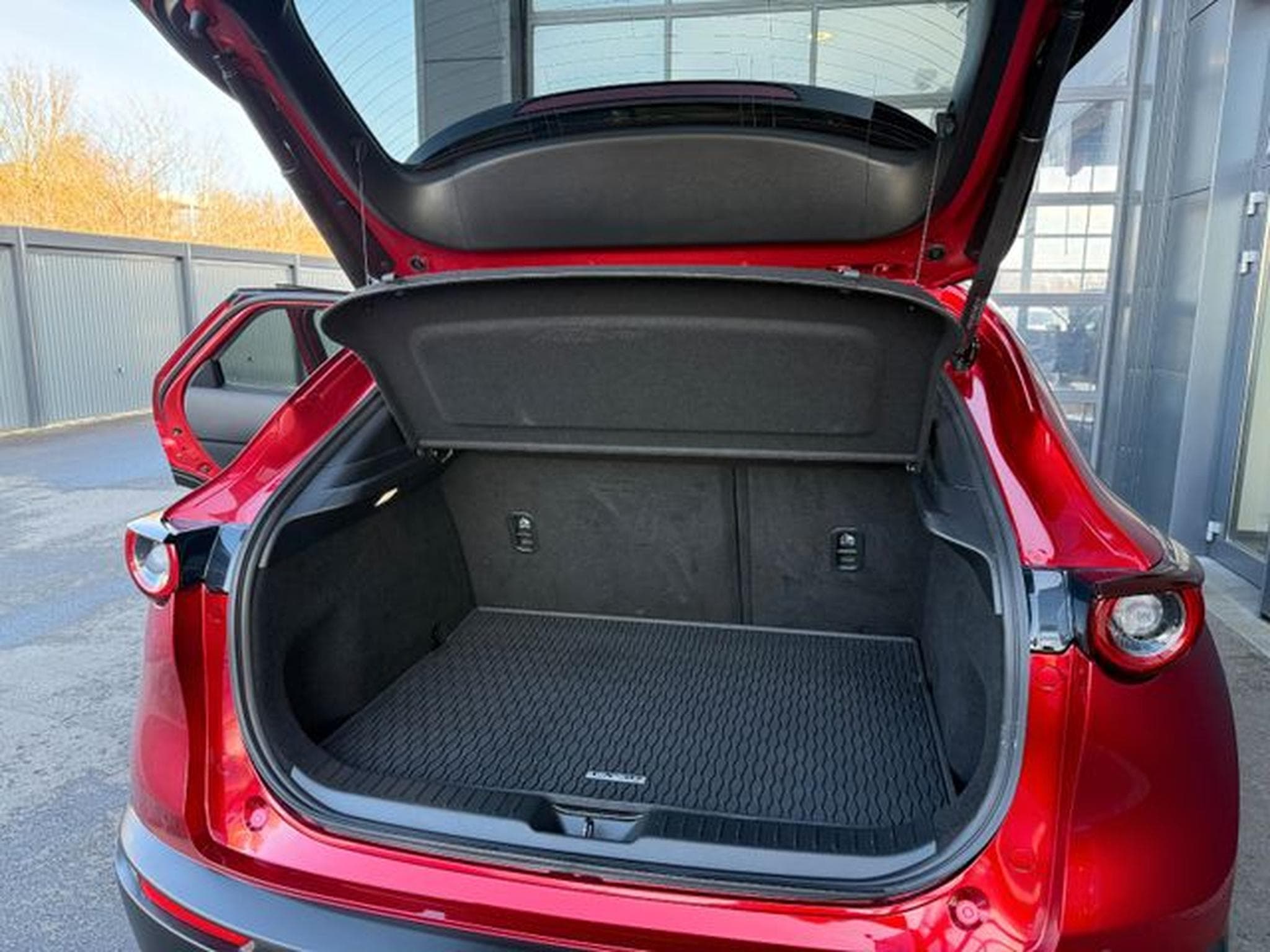 Mazda CX-3 CX-30 Skyactive Homura 18" Navi SHZ Kamera LED (2024) - Foto 13