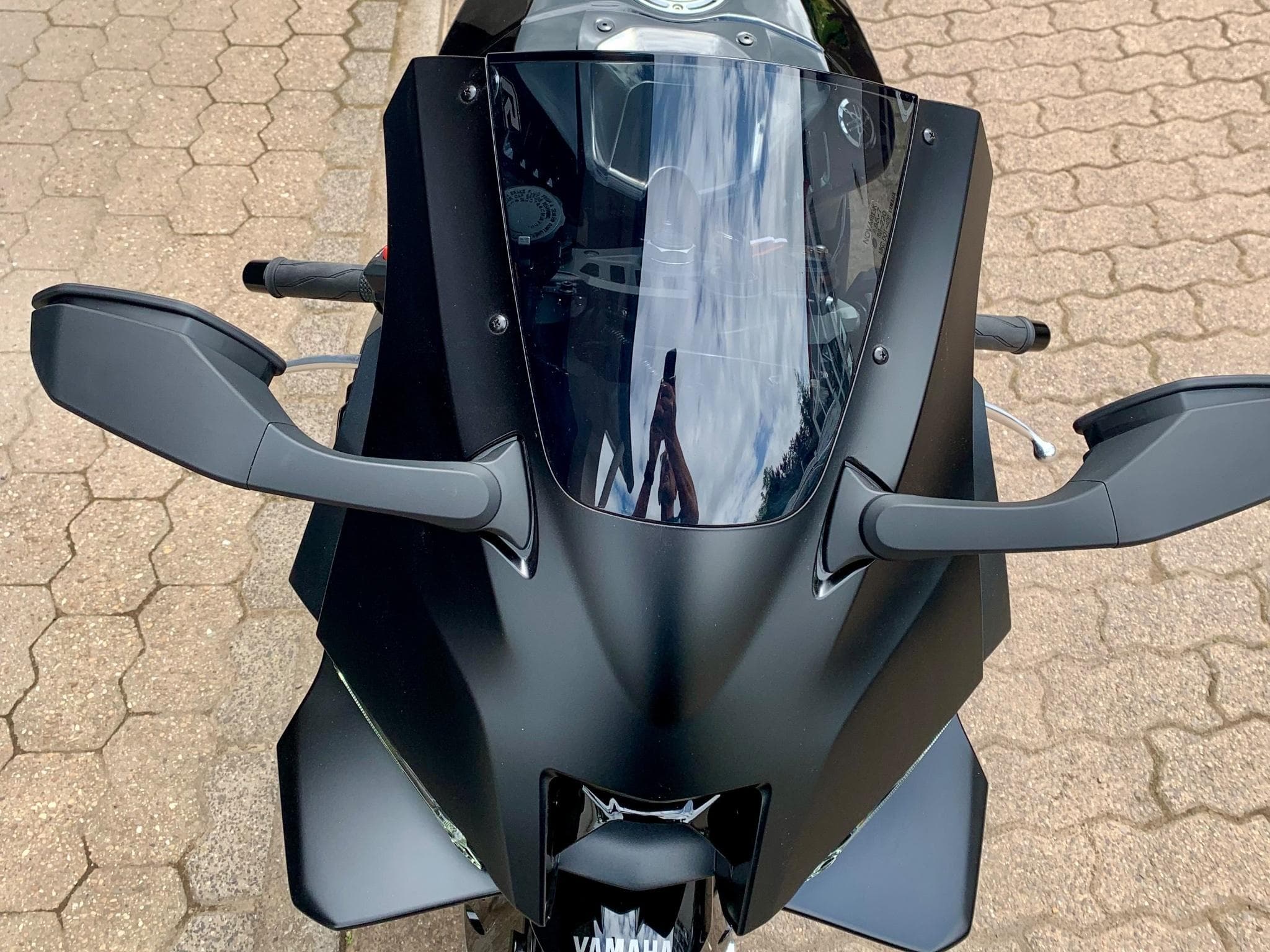 Yamaha YZF R9 (2025) - Photo 9