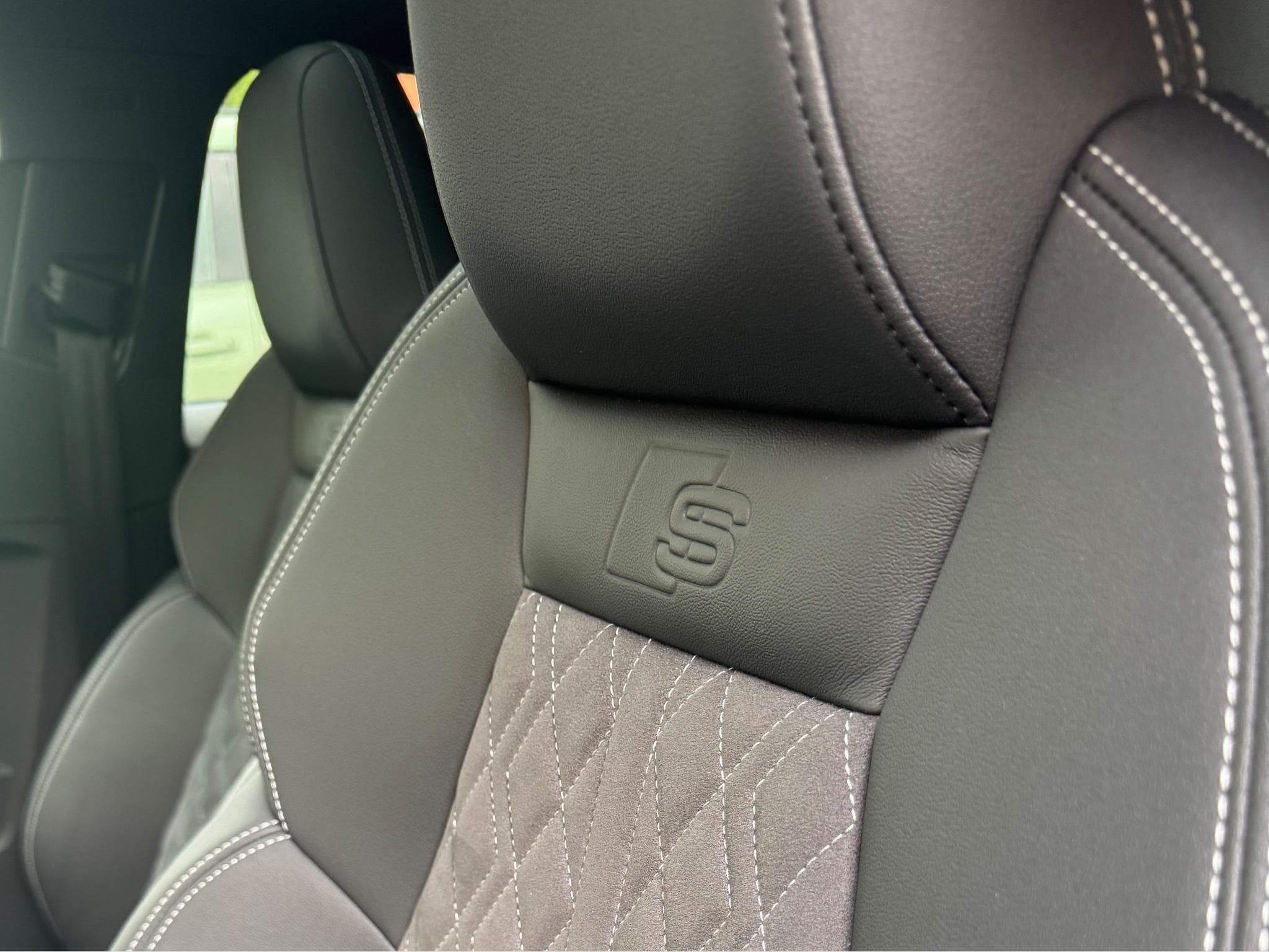 Audi S3 Sportback (2024) - Foto 10