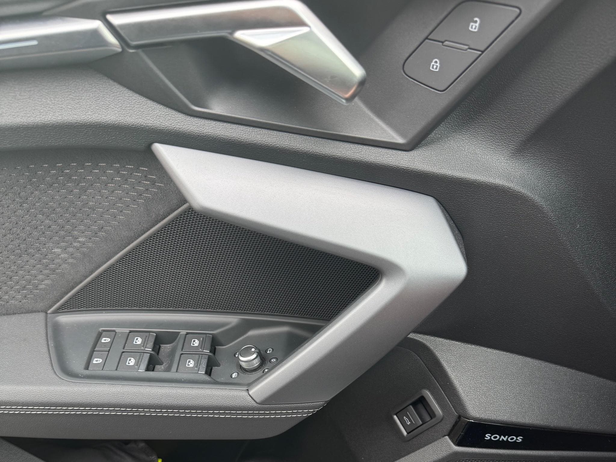 Audi S3 Sportback (2024) - Foto 12