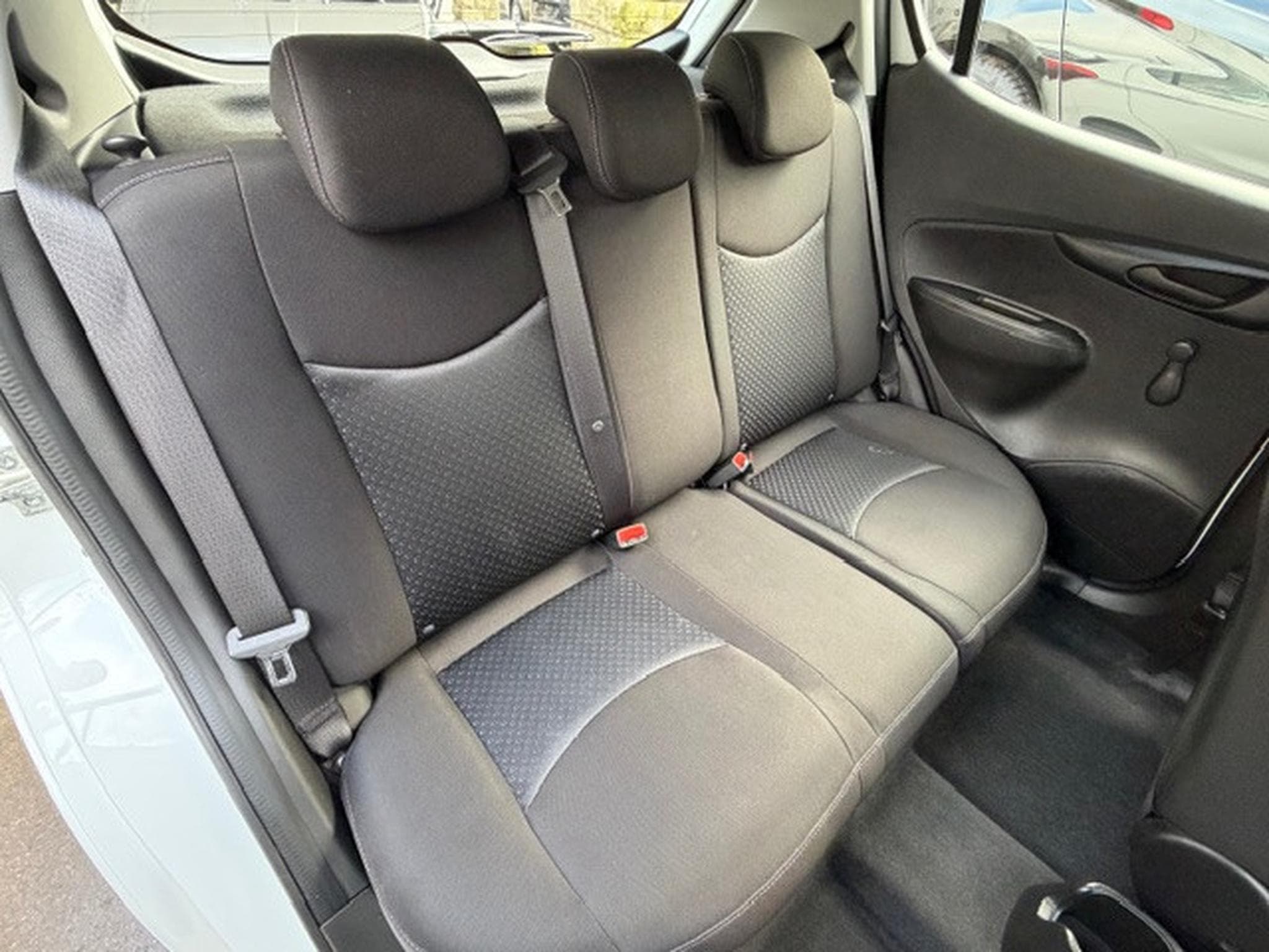 Opel Karl Pack Edition (2015) - Photo 4