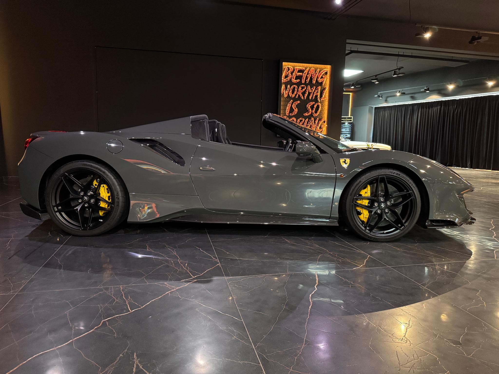 Ferrari 488 Pista Spider (2019) - Photo 2