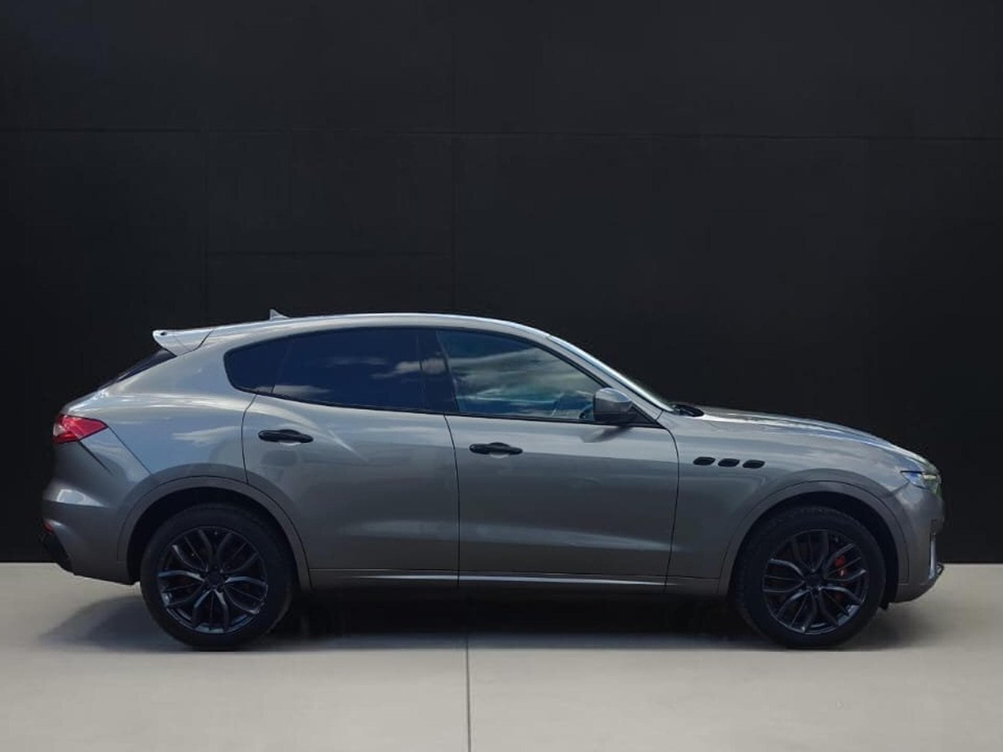 Maserati Levante GRANDSPORT (2019) - Photo 2