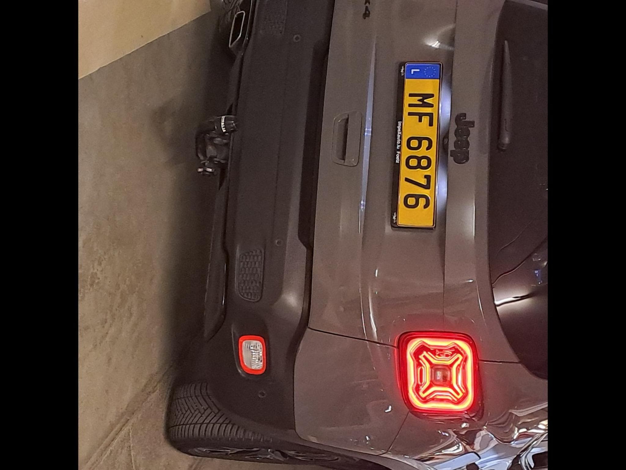 Jeep Renegade Limited 2.0 Diesel 4x4 (2020) - Foto 2