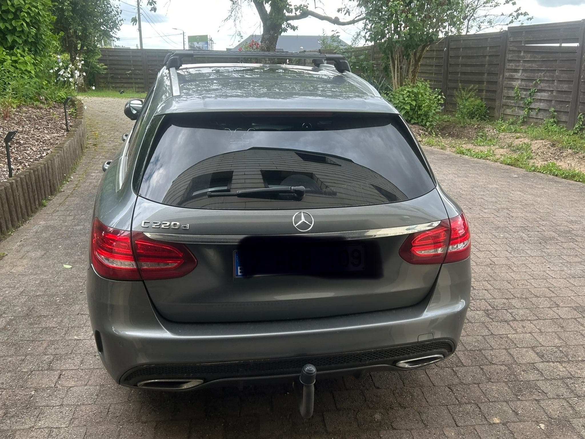 Mercedes C 220 Amg Line (2018) - Foto 2