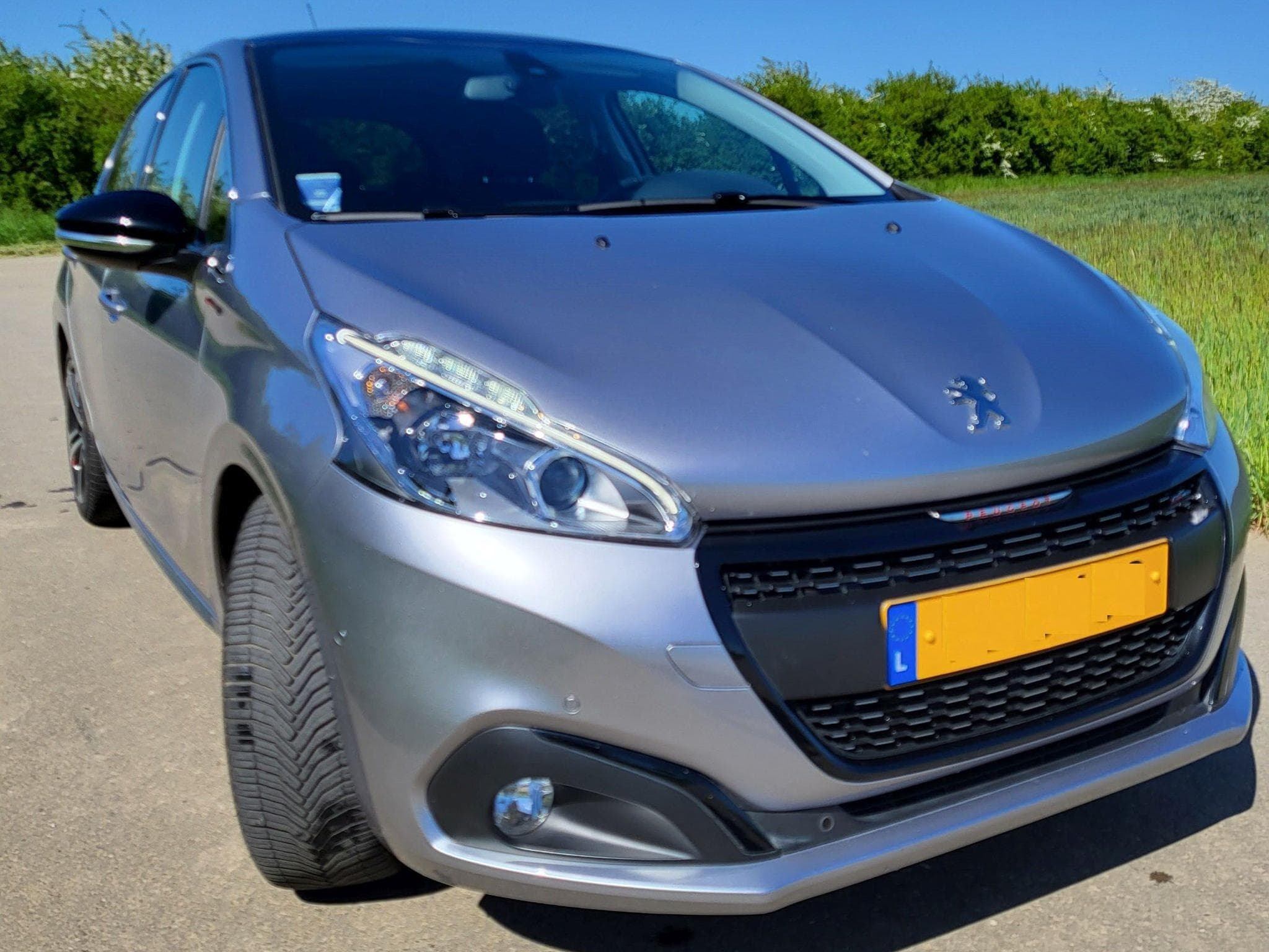 Peugeot 208 GT-Line 1.2 Puretech 110Ch EAT.6 (2019) - Foto 2