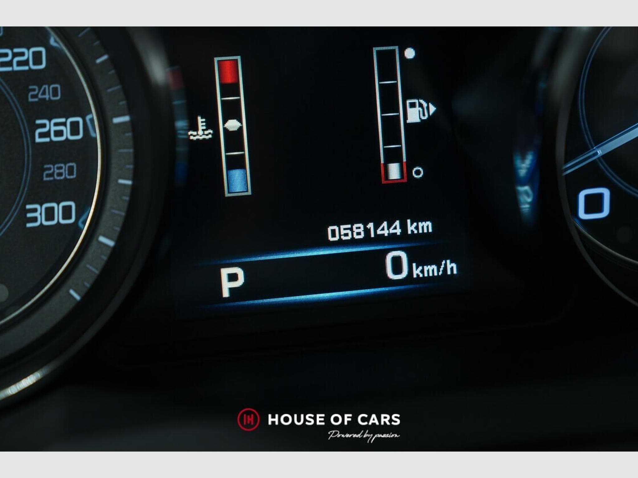 Jaguar F-Type V6 S Coupe - 1st belgian owner - 1st paint (2015) - Photo 14