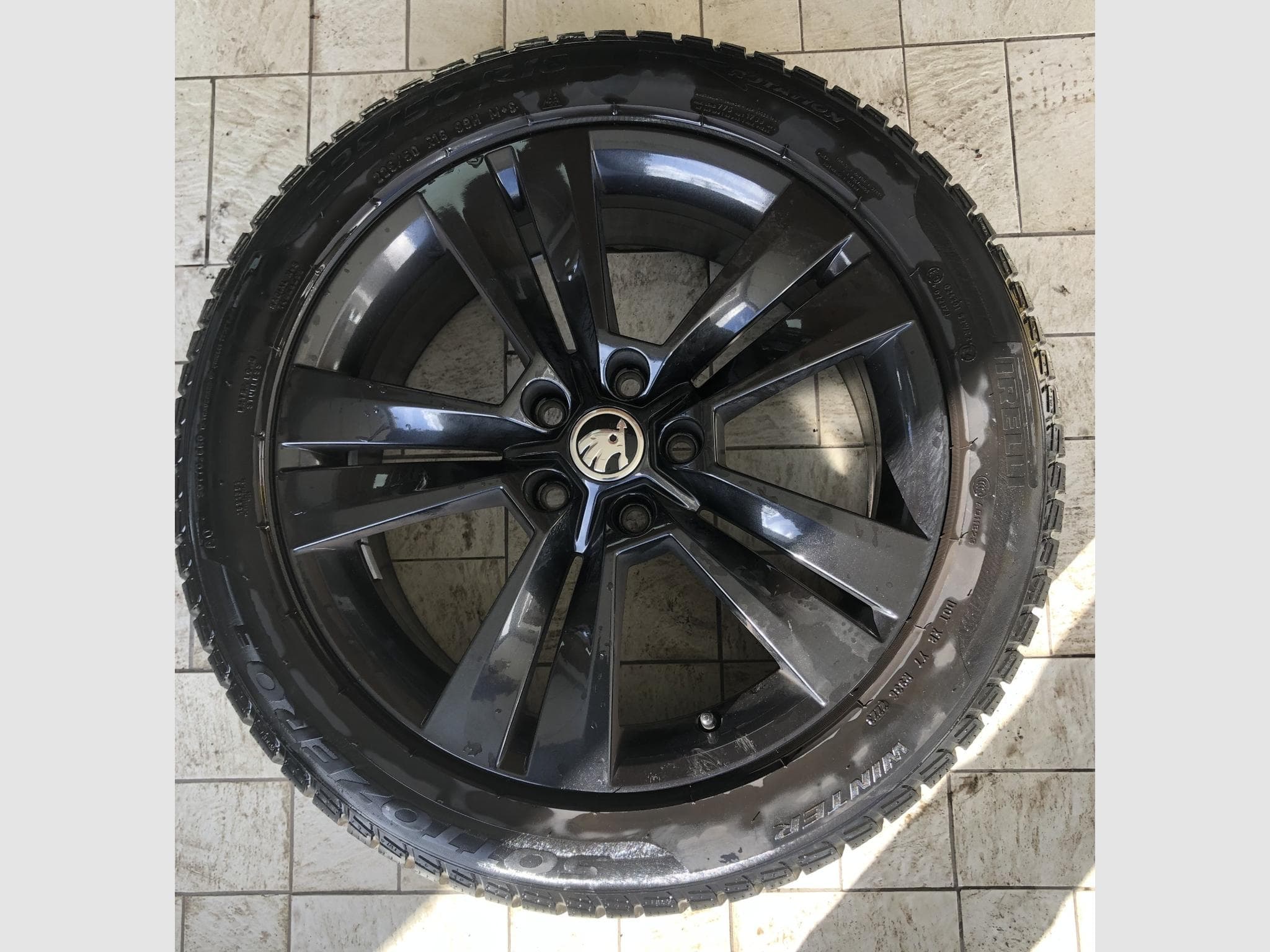 Jantes alu + Pneus h – 18" - Photo 1