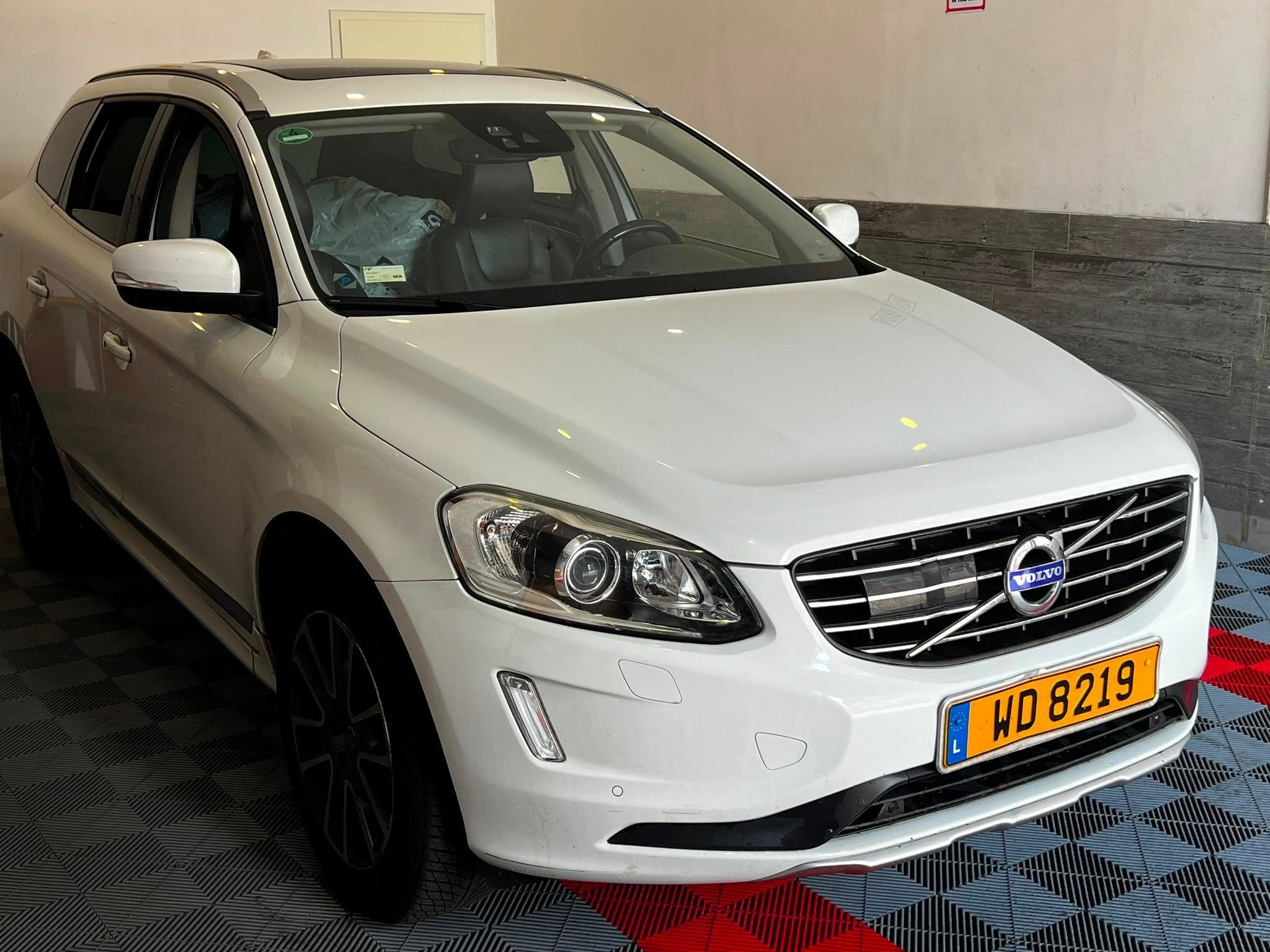 Volvo XC60 2.0 133KW (2014) - Photo 3