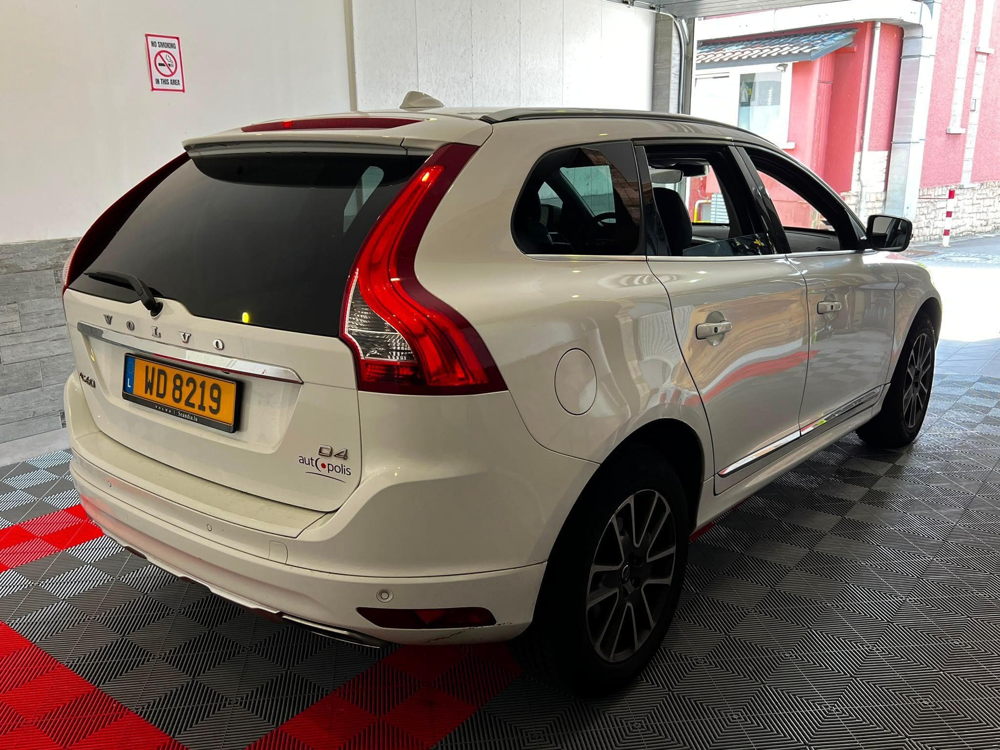 Volvo XC60 2.0 133KW (2014) - Photo 4