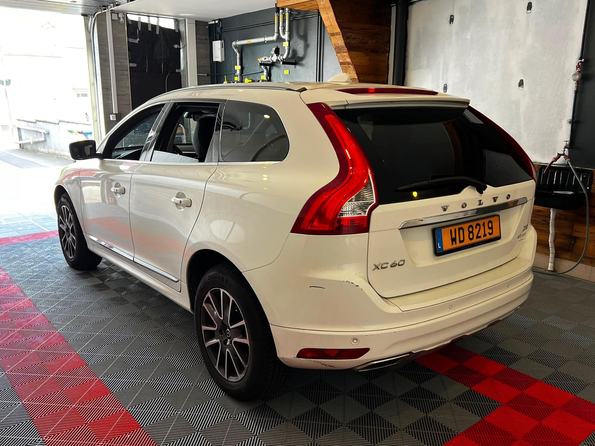 Volvo XC60 2.0 133KW (2014) - Photo 5