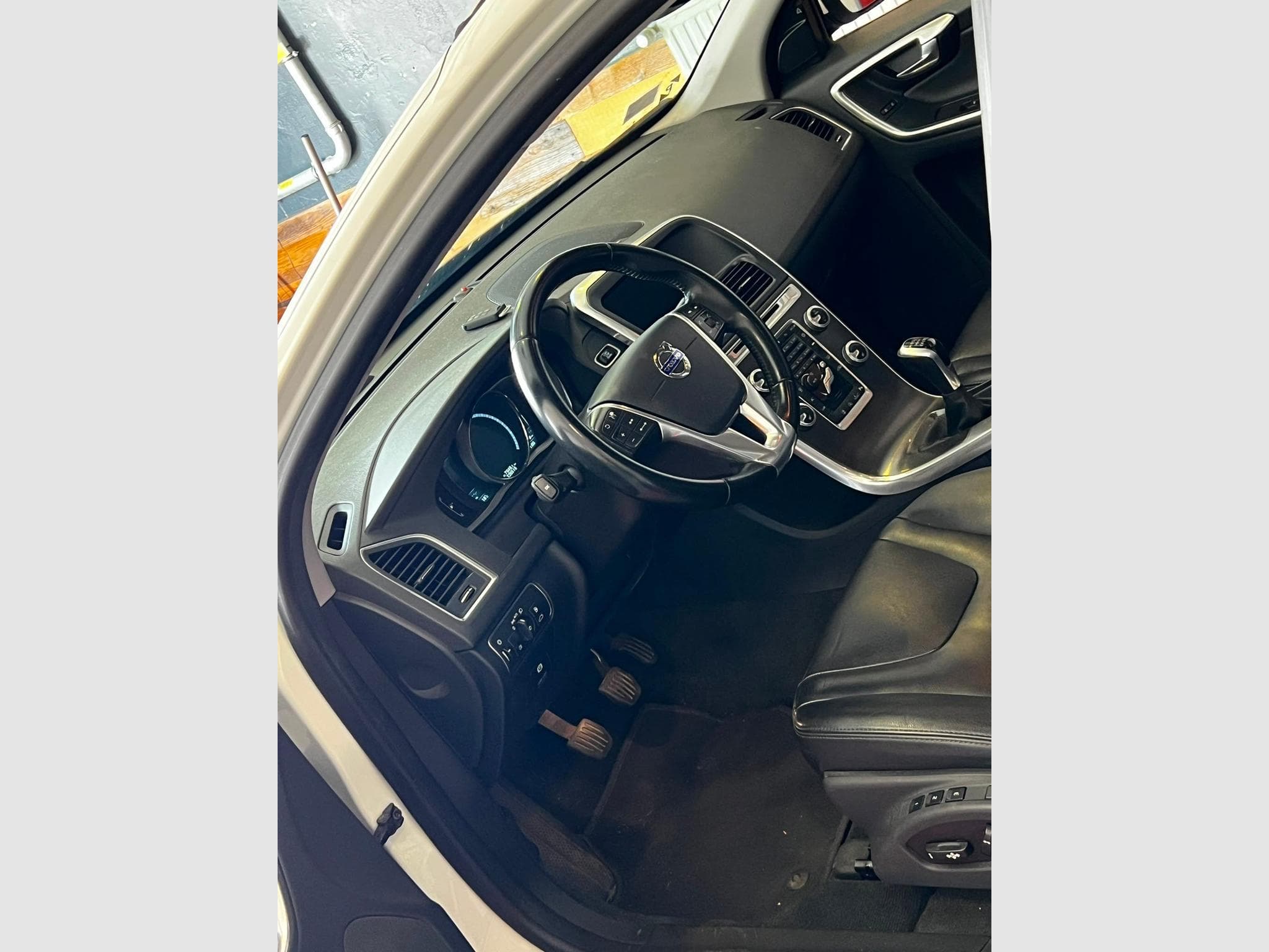 Volvo XC60 2.0 133KW (2014) - Photo 6