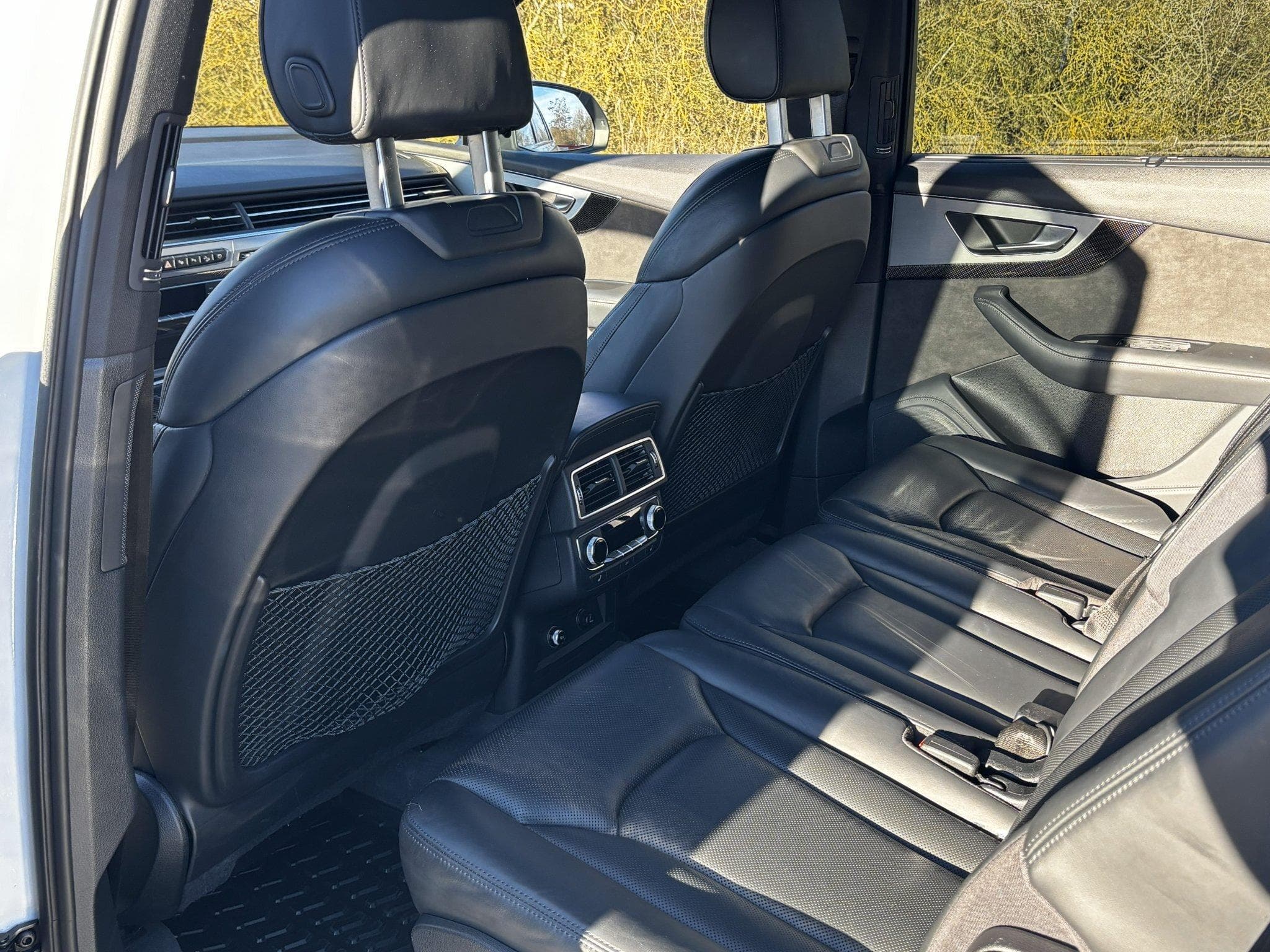 Audi SQ7 (2018) - Photo 11