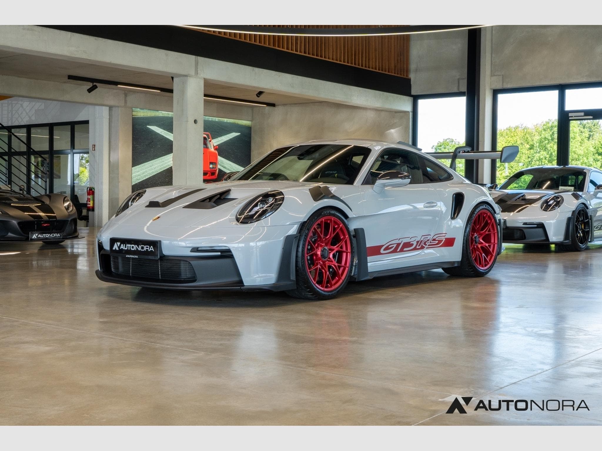 Porsche 992 GT3 RS (2024) - Photo 6
